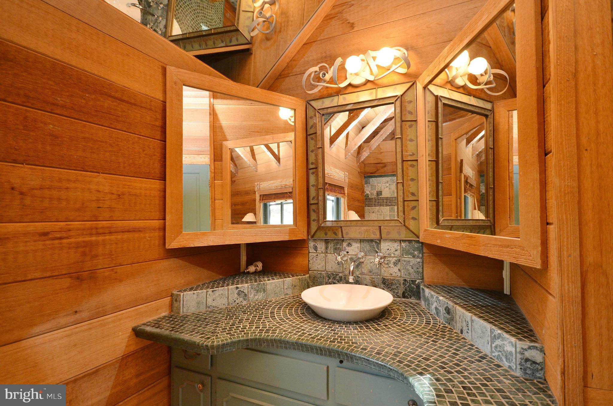 PAEONIAN SPRINGS - Residential Lease