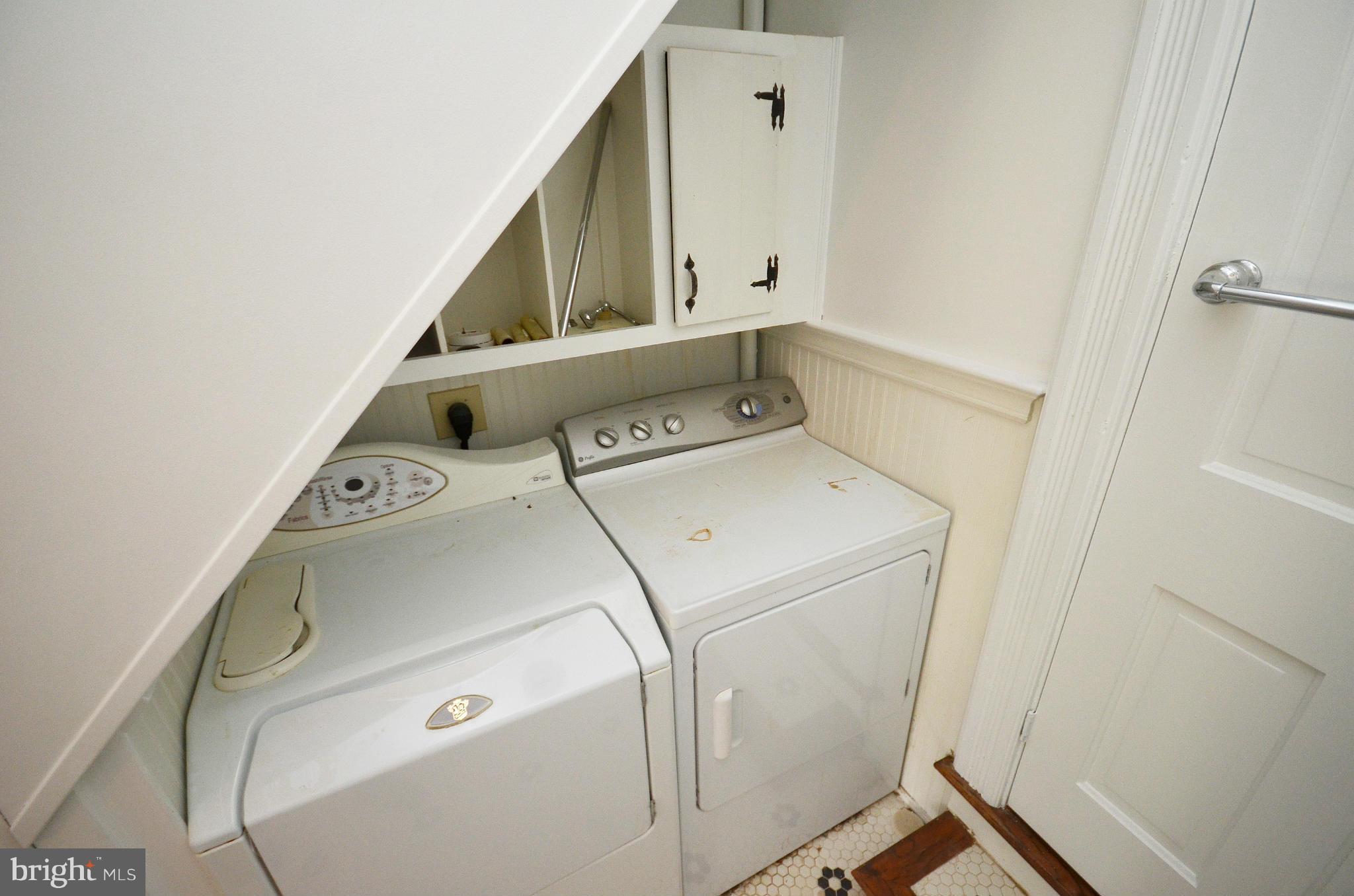 PAEONIAN SPRINGS - Residential Lease