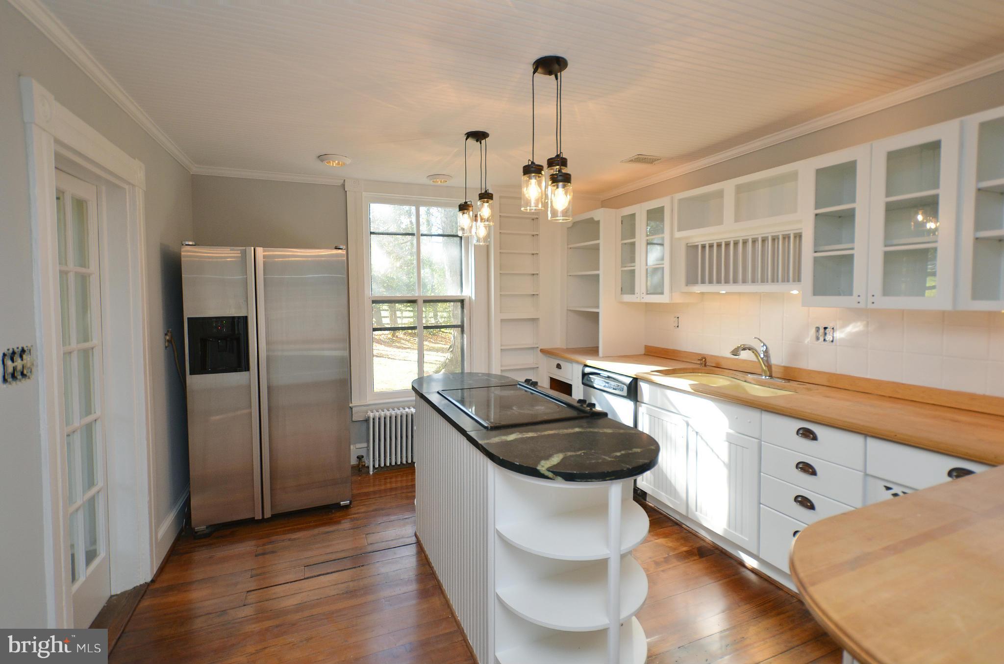 PAEONIAN SPRINGS - Residential Lease