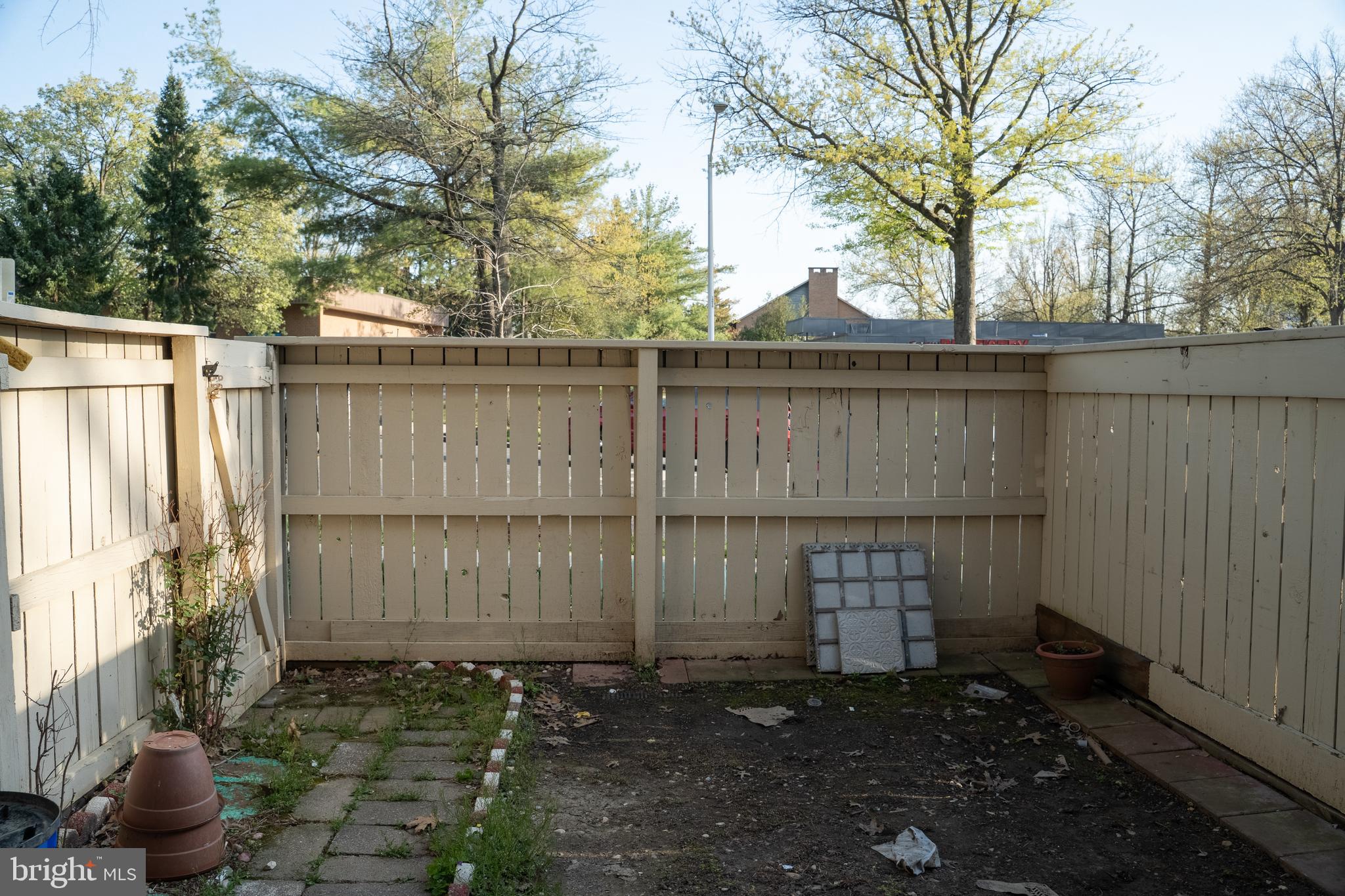 CLUBSIDE - Residential