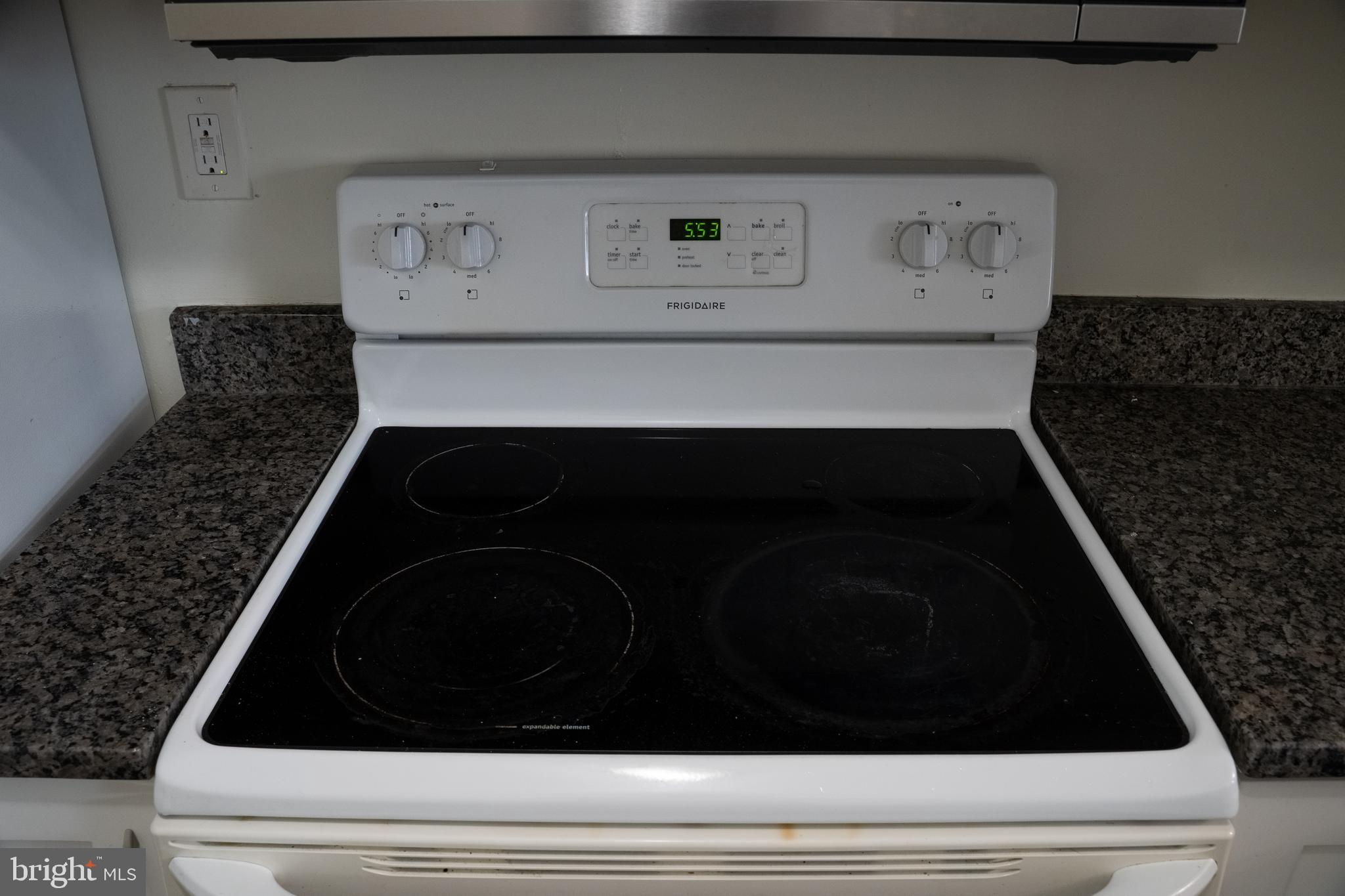 CLUBSIDE - Residential