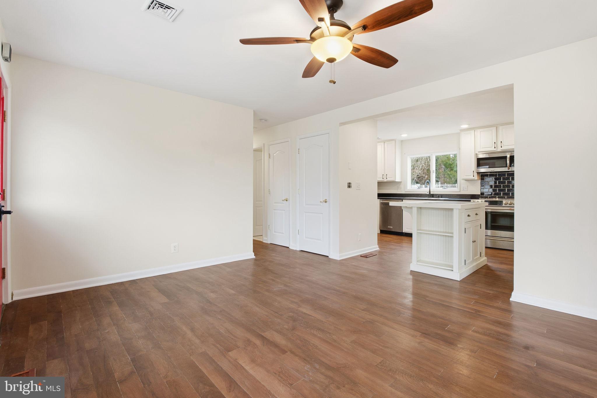 HOLLY HILL HARBOR - Residential