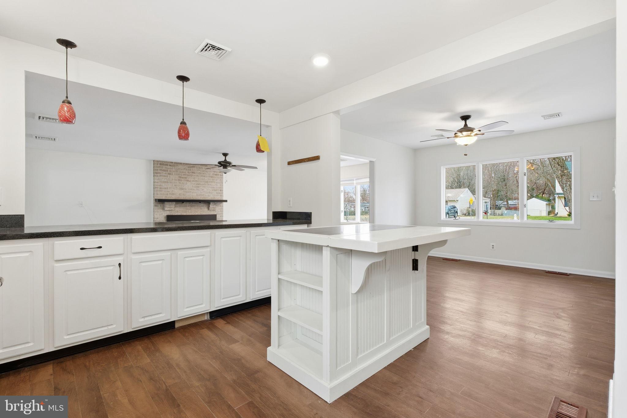 HOLLY HILL HARBOR - Residential