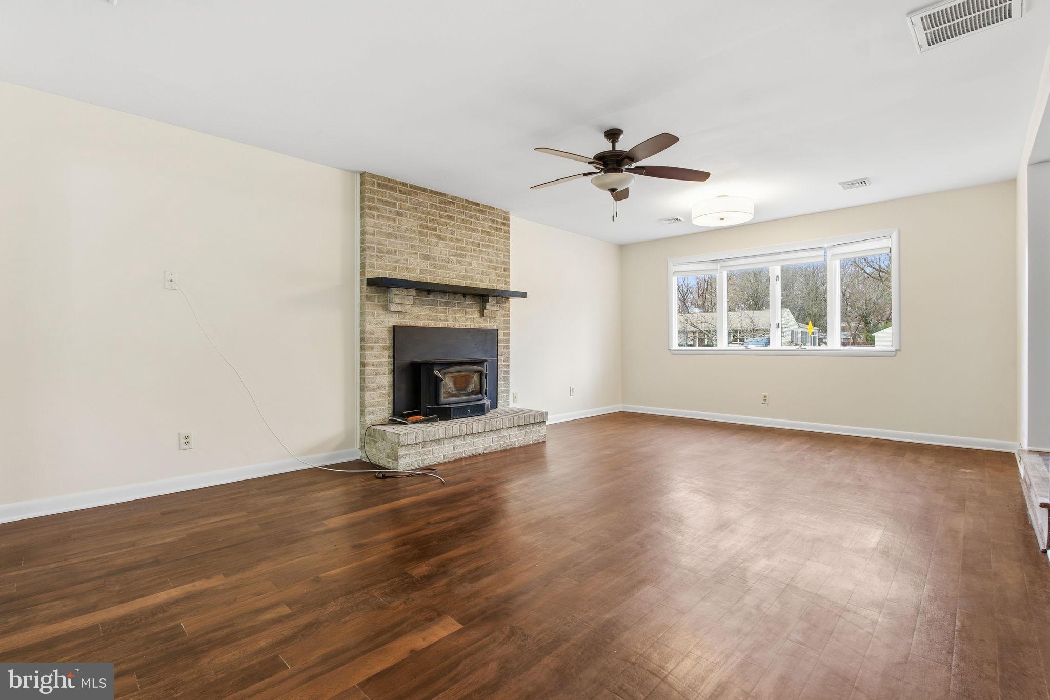 HOLLY HILL HARBOR - Residential