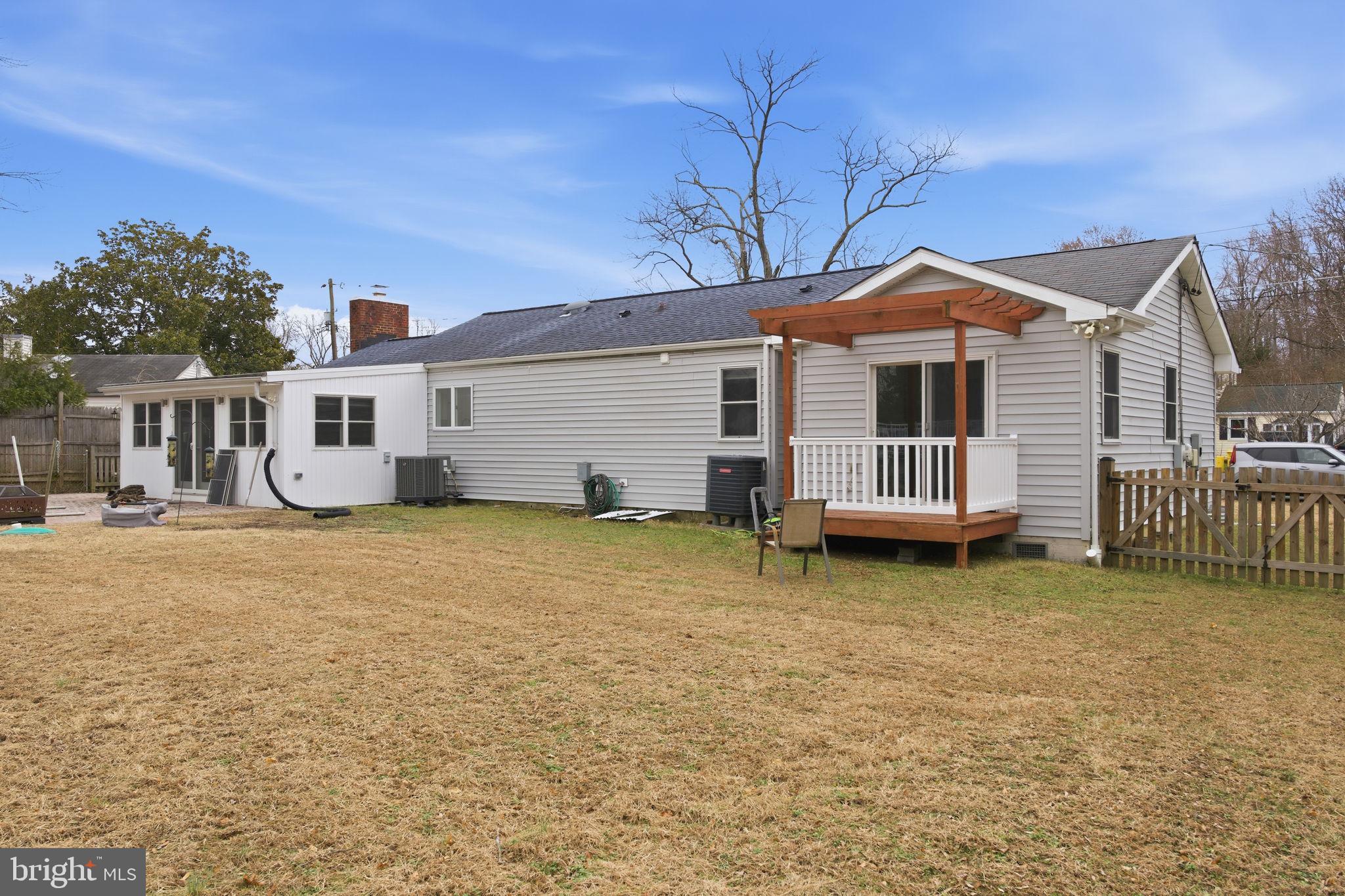 HOLLY HILL HARBOR - Residential