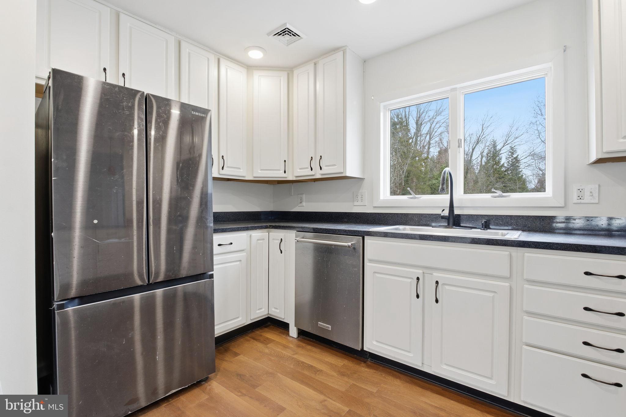 HOLLY HILL HARBOR - Residential