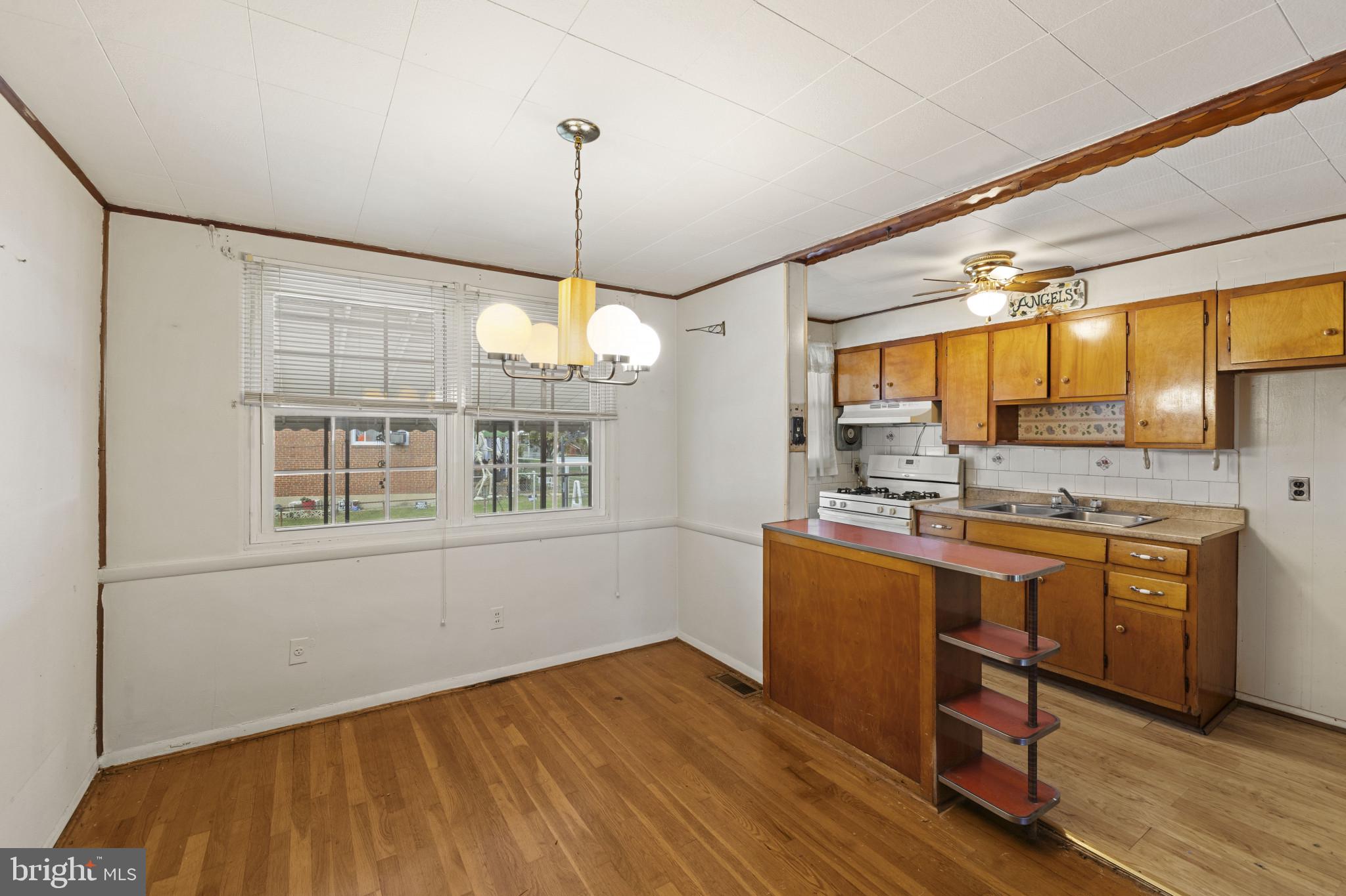 NORTH POINT VILLAGE - Residential