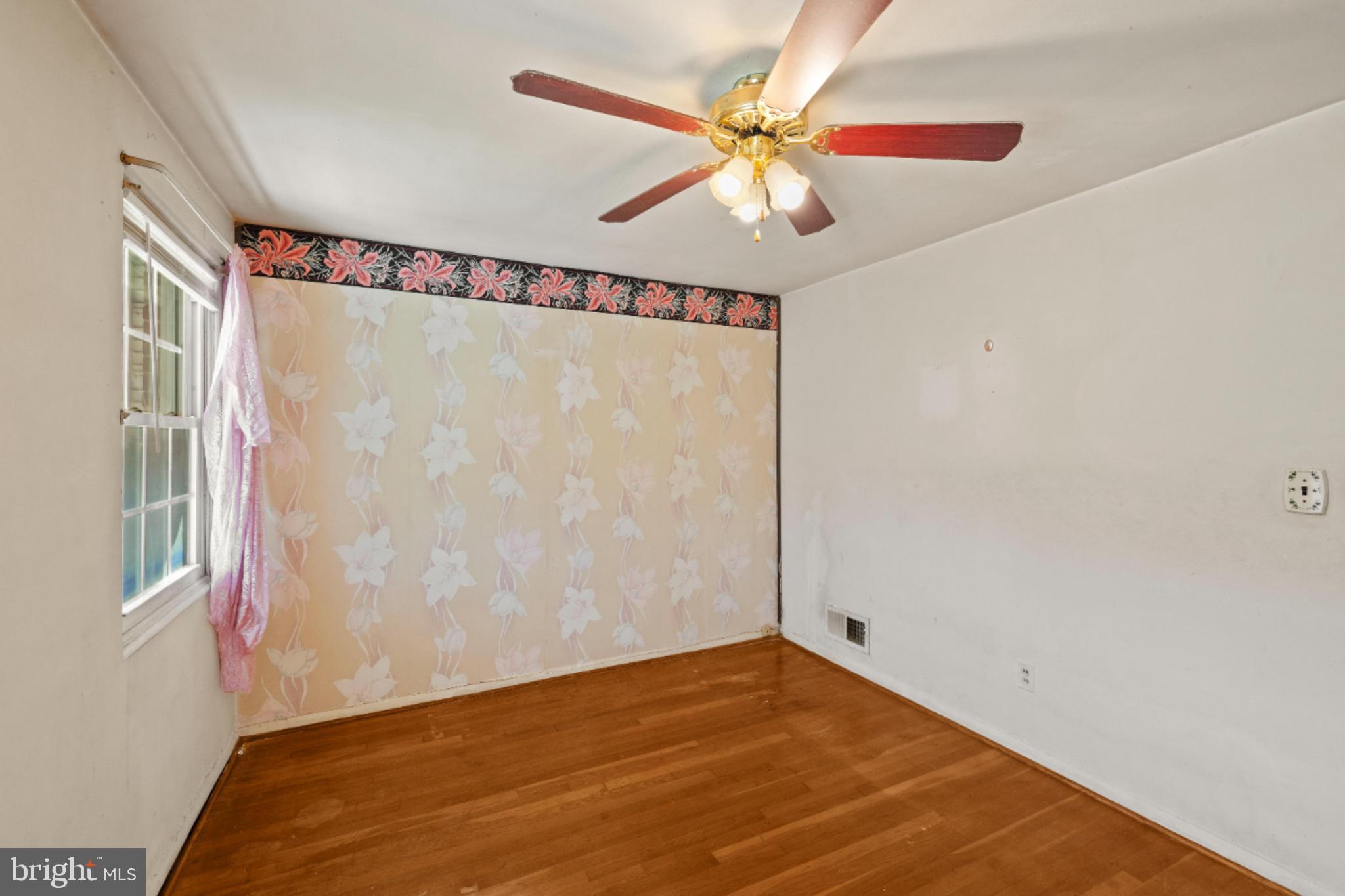 NORTH POINT VILLAGE - Residential