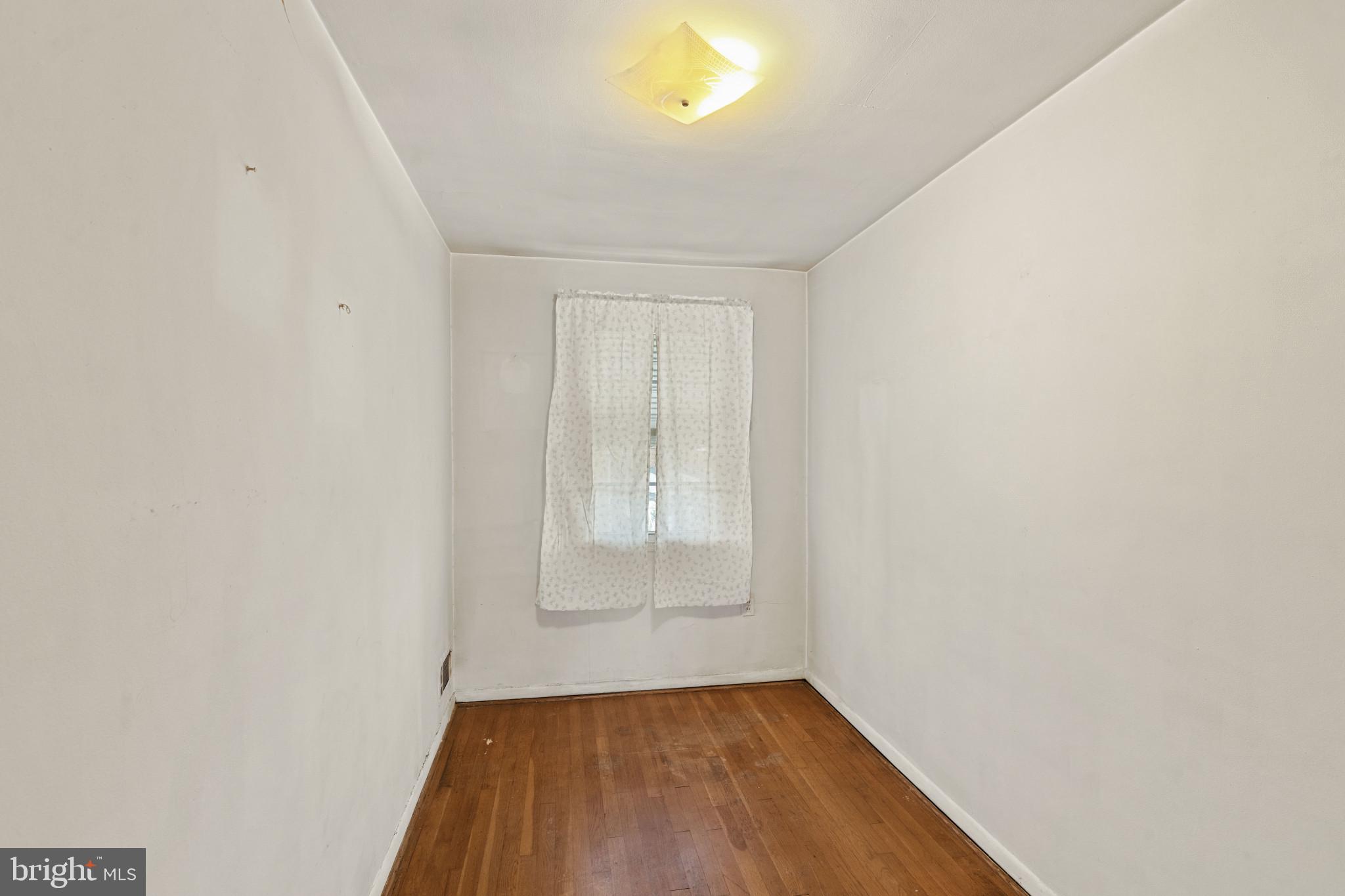 NORTH POINT VILLAGE - Residential