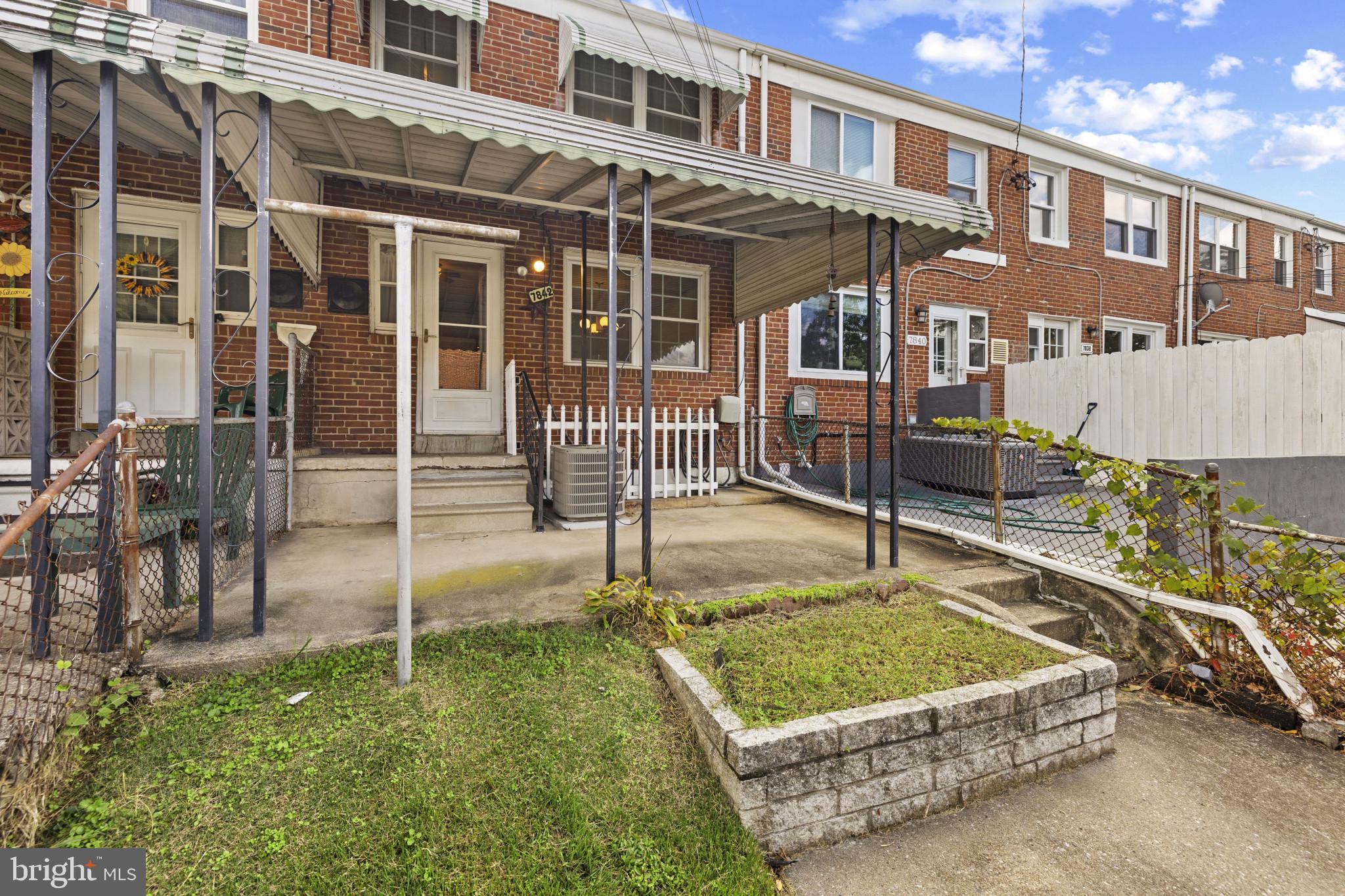 NORTH POINT VILLAGE - Residential