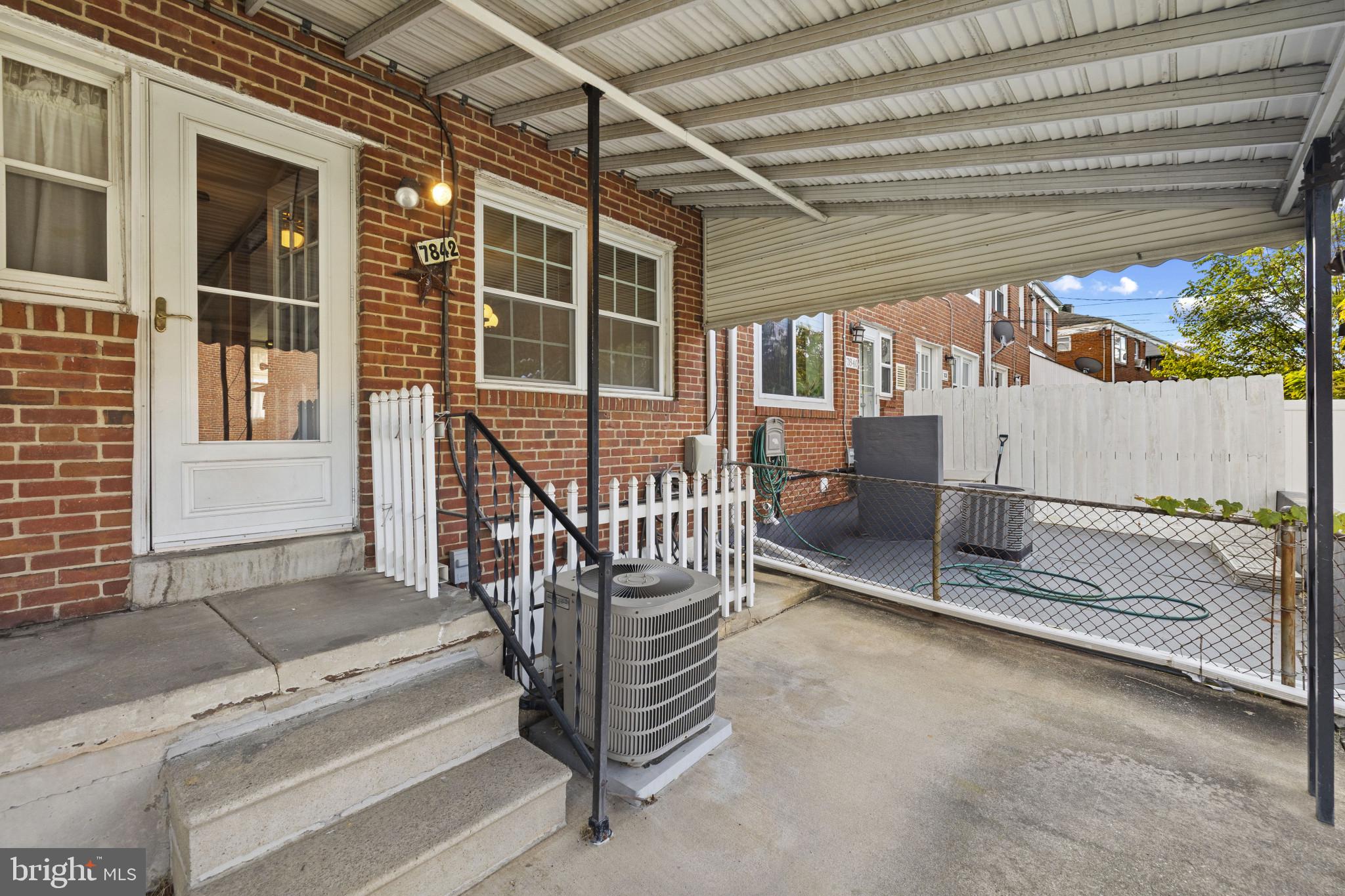 NORTH POINT VILLAGE - Residential