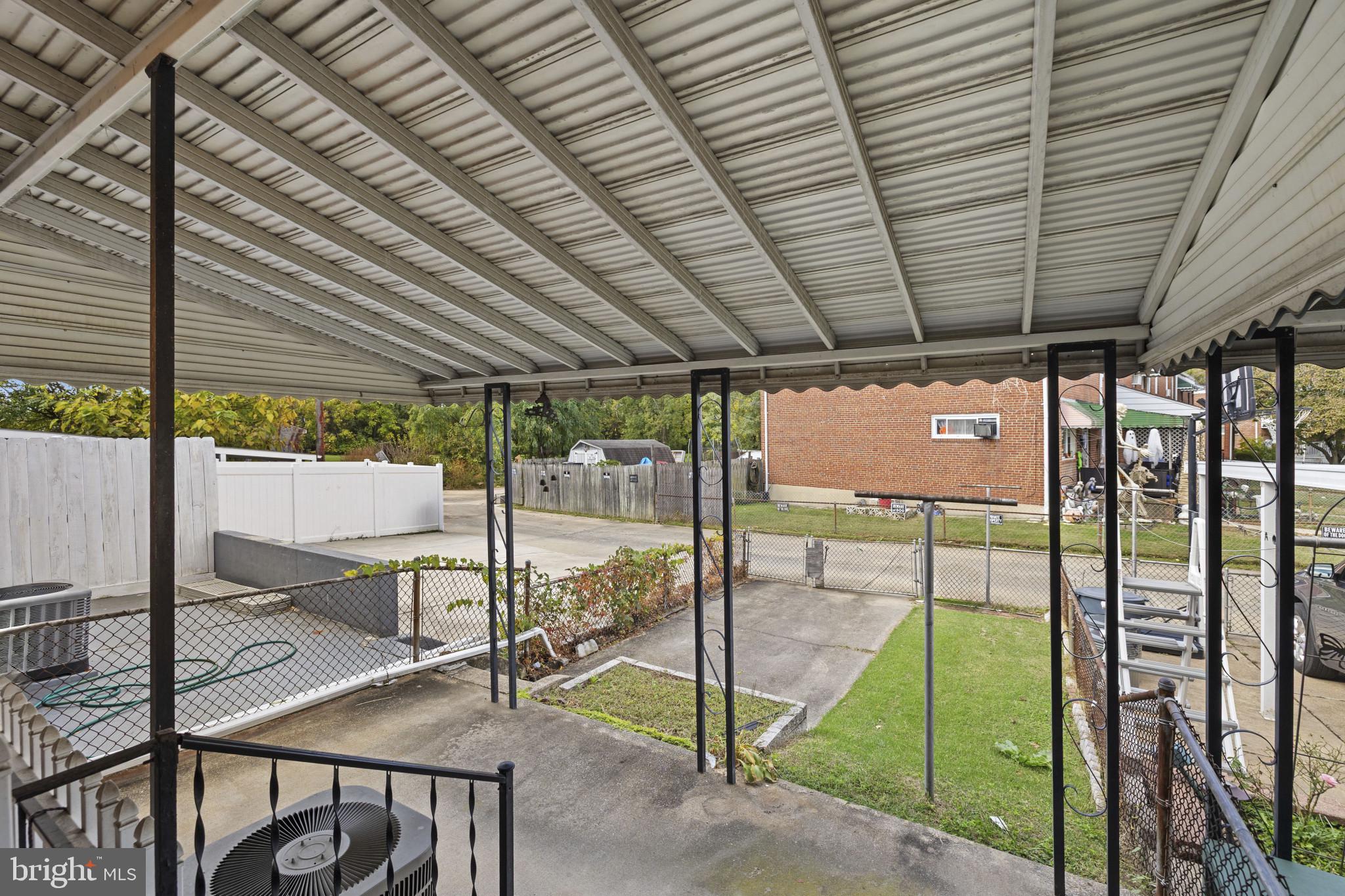 NORTH POINT VILLAGE - Residential