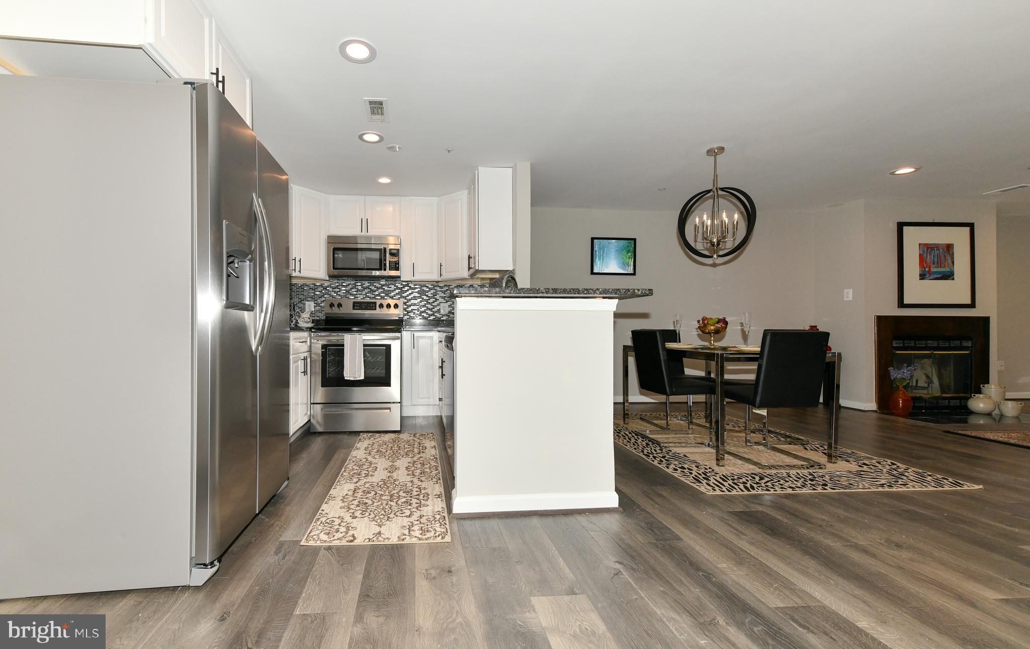 GLENSFORD CONDO - Residential