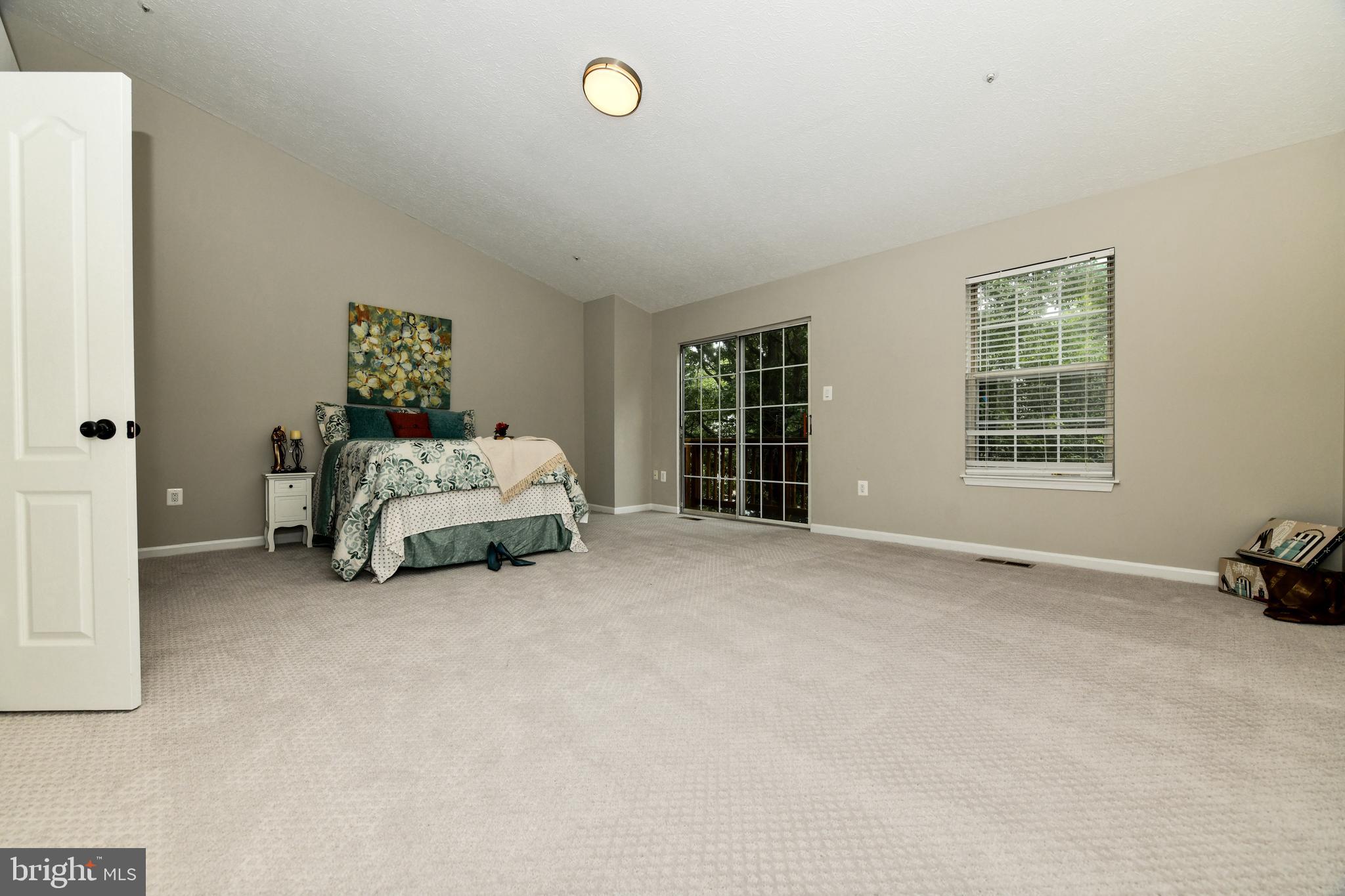 GLENSFORD CONDO - Residential