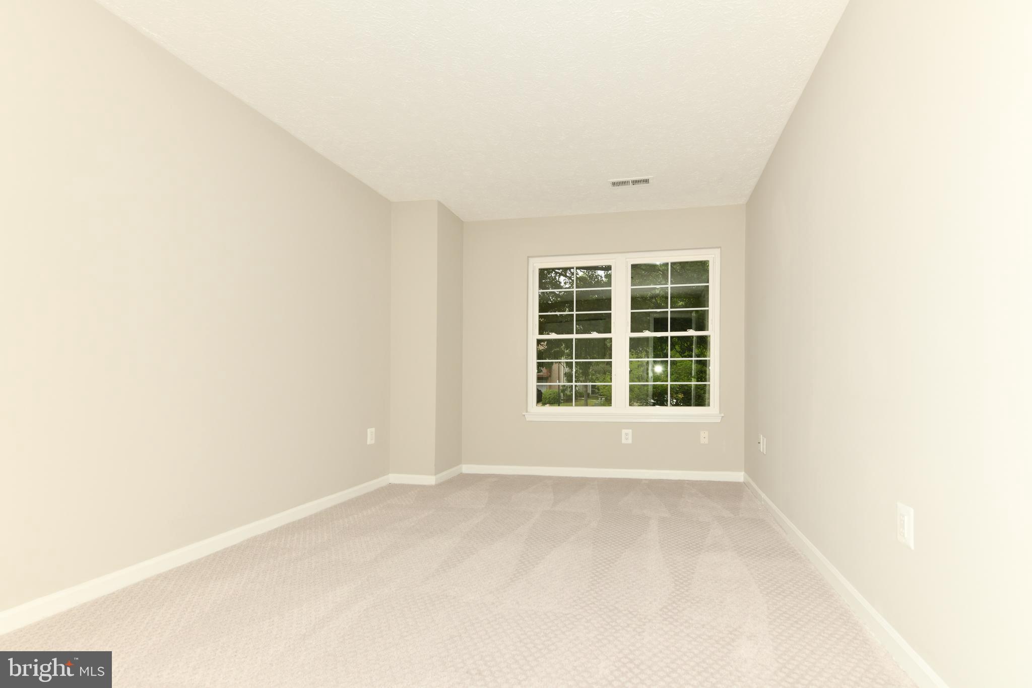 GLENSFORD CONDO - Residential