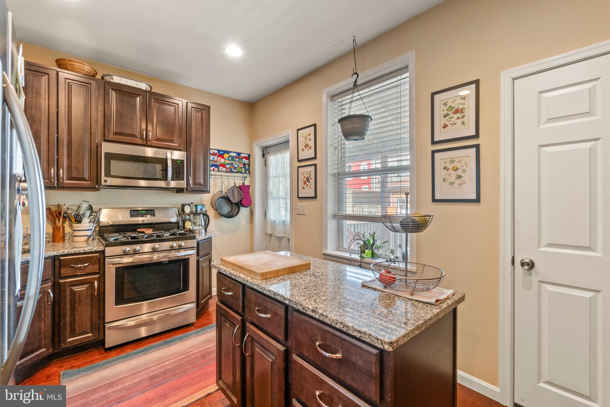 HARWOOD - Residential