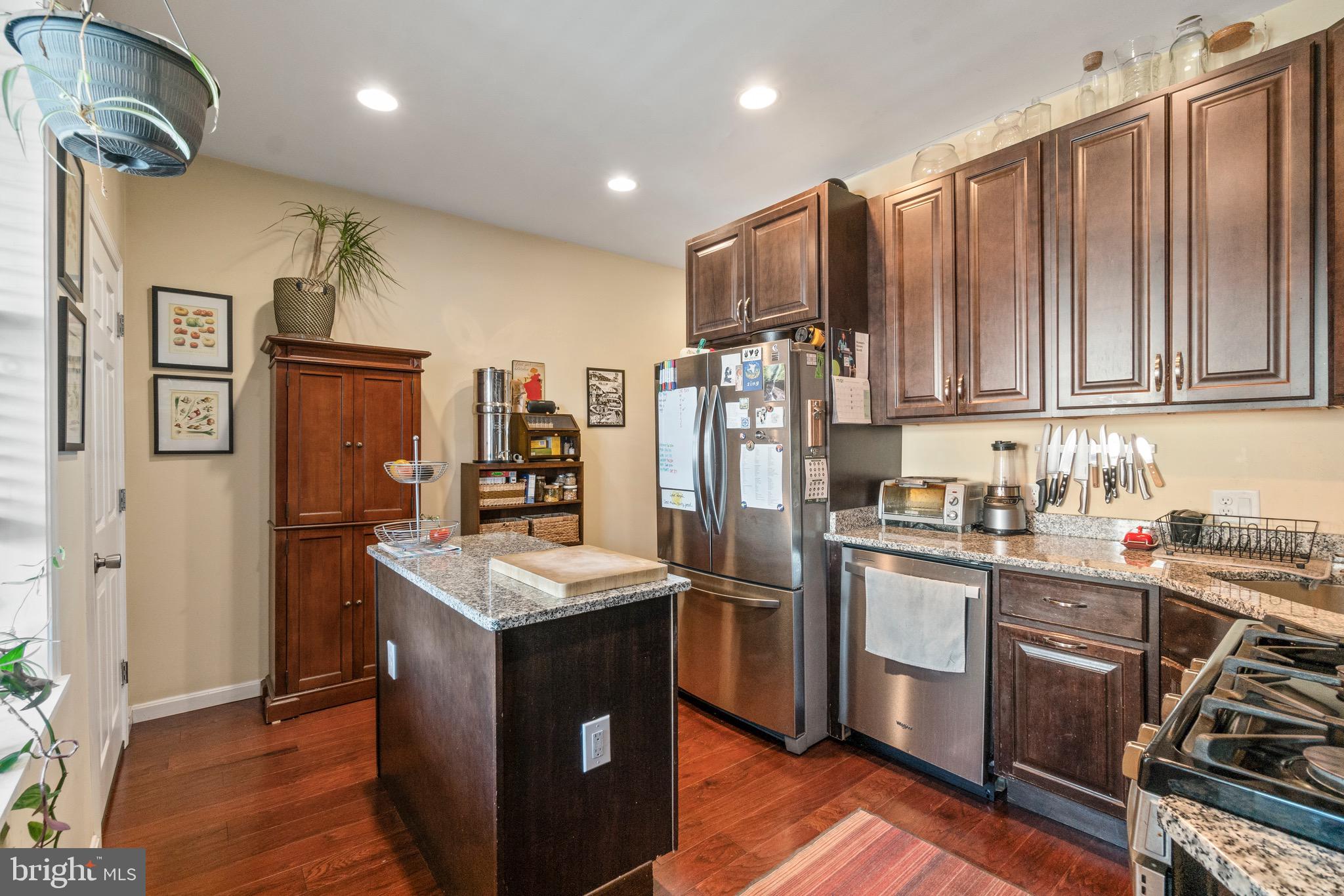 HARWOOD - Residential