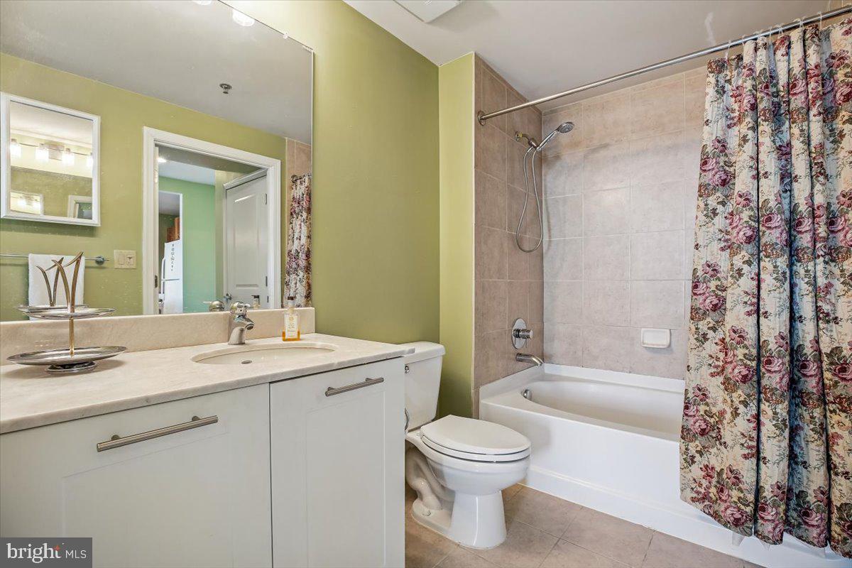 MIDTOWN BETHESDA NORTH - Residential