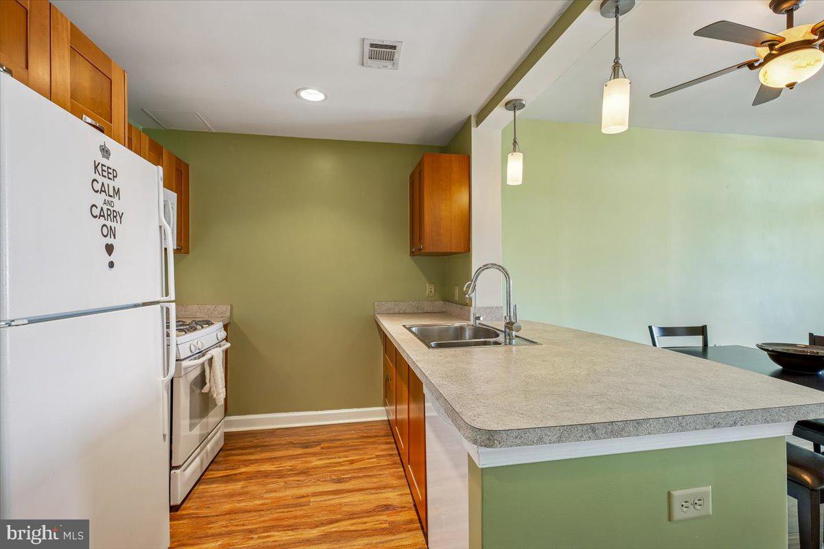 5750 BOU AVENUE 1304