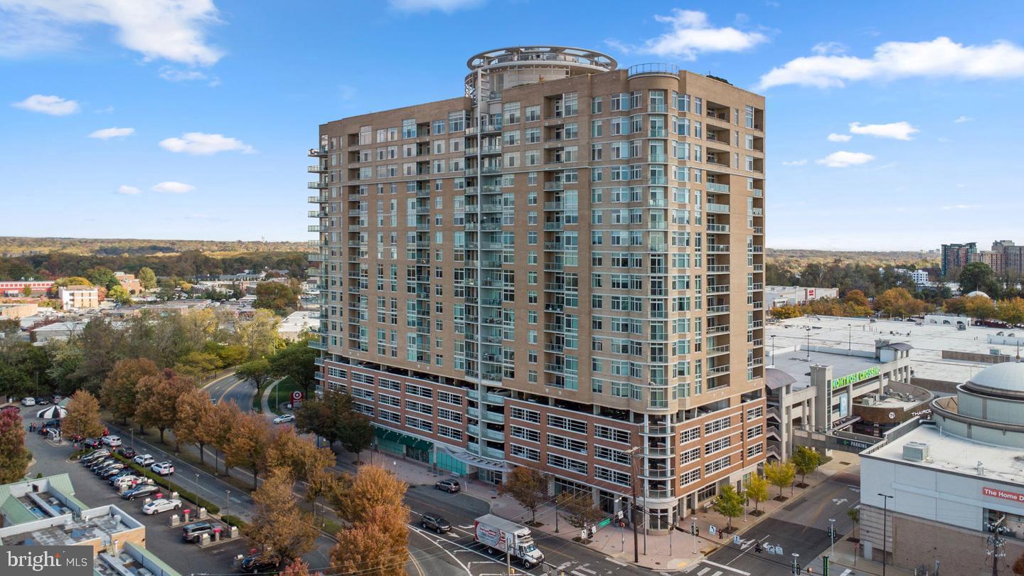 MIDTOWN BETHESDA NORTH - Residential
