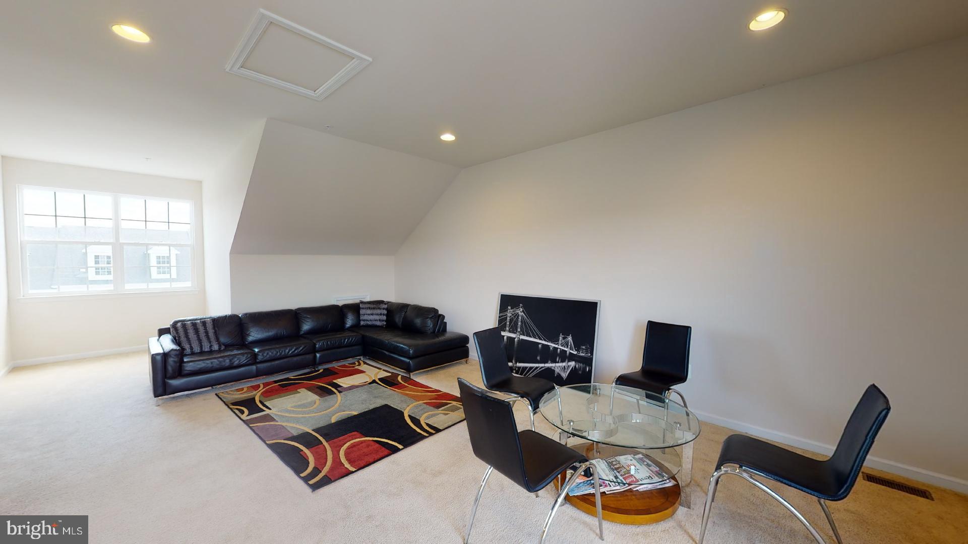 SMITH HOME FARM - Residential