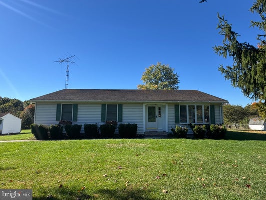 262 BRIDGET RD, MARTINSBURG, WV 25404 - Image b9d30d4fcb735e72728c99e2793da727/414573155