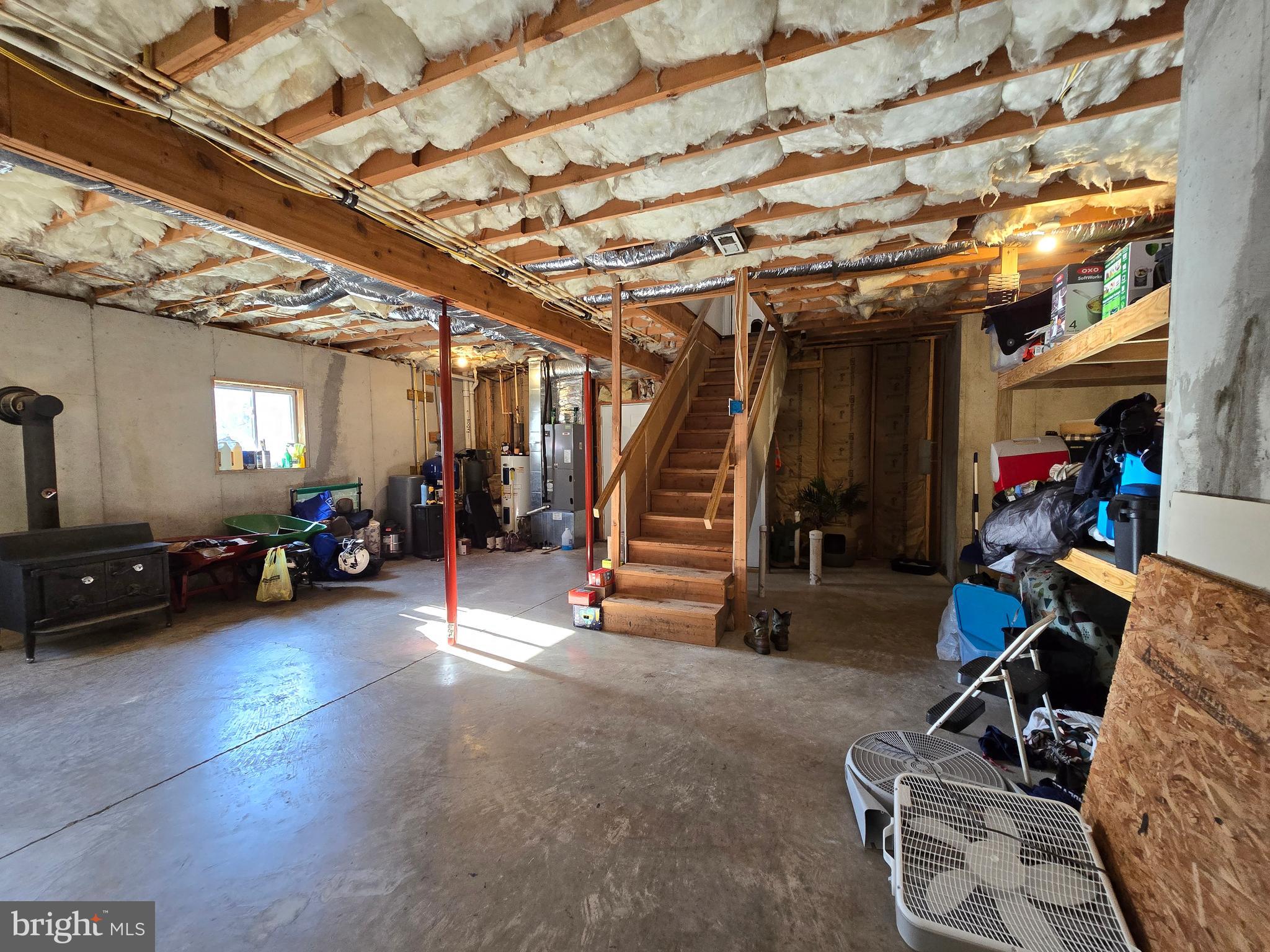 COLONIAL VILLAGE - Residential