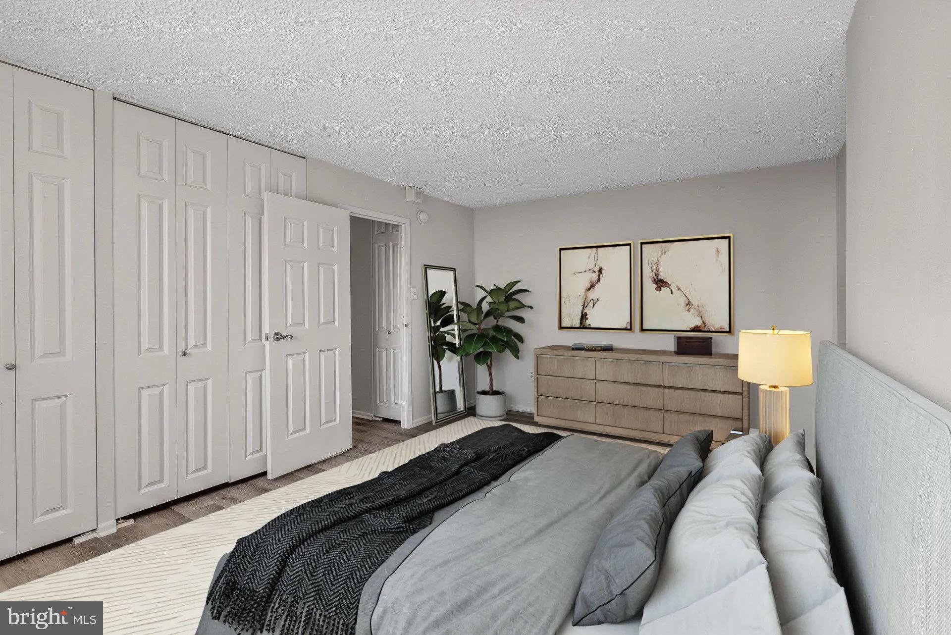 CENTER CITY - Residential Lease