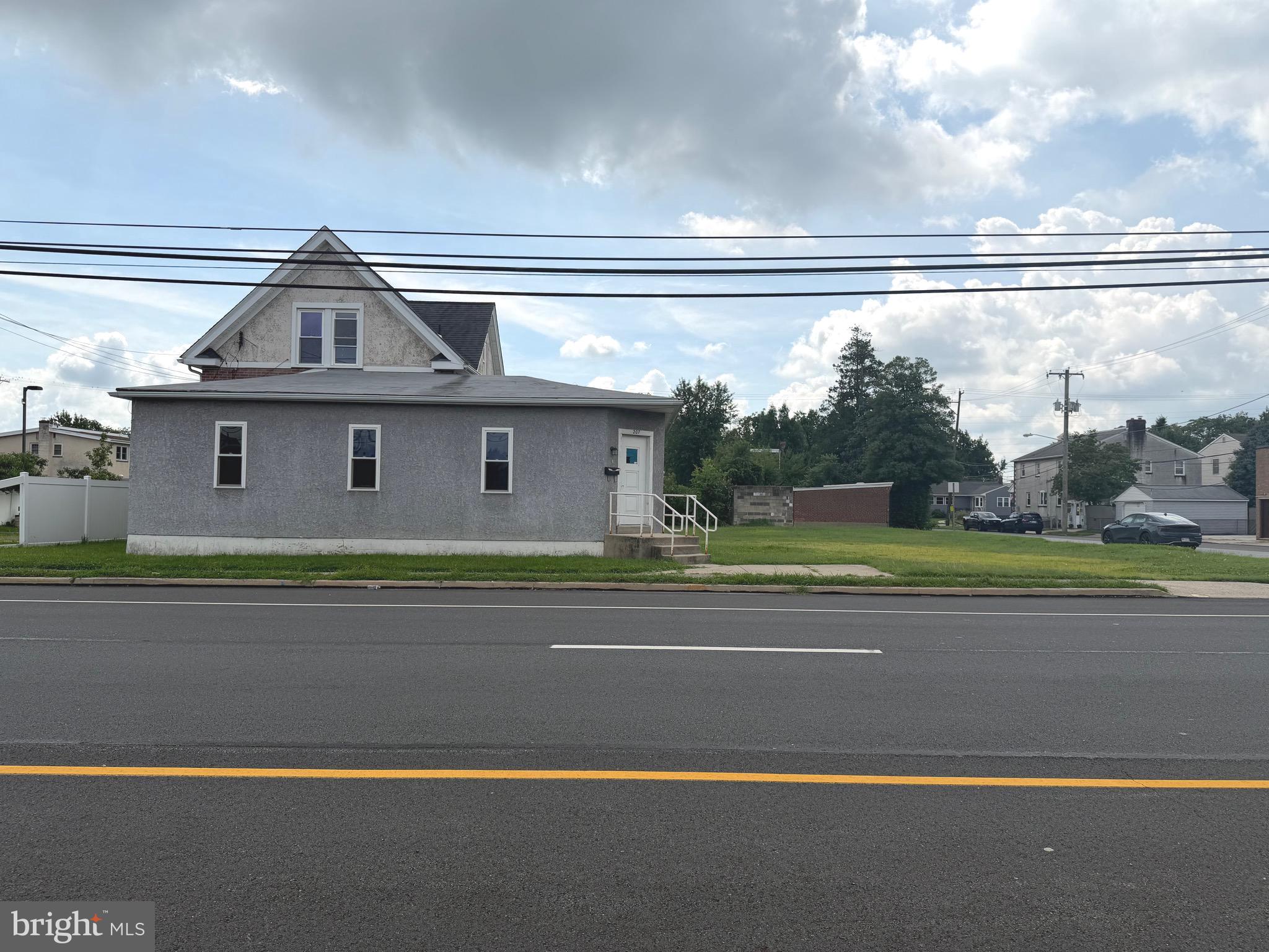 207 S GOVERNOR PRINTZ BOULEVARD