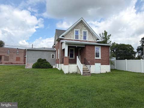 Homes For Sale - 207 S Governor Printz Boulevard<br/> ESSINGTON, PA 19029