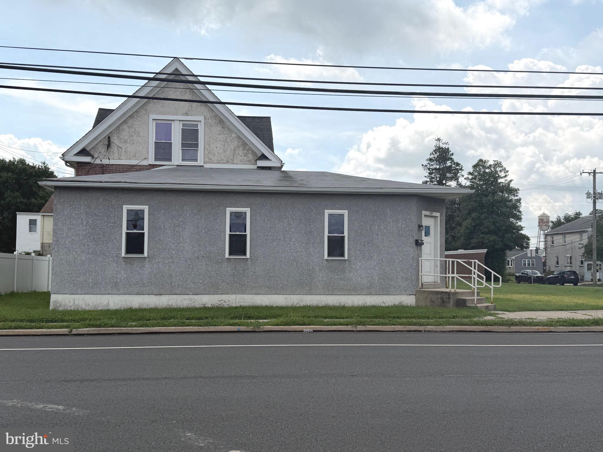 207 S GOVERNOR PRINTZ BOULEVARD