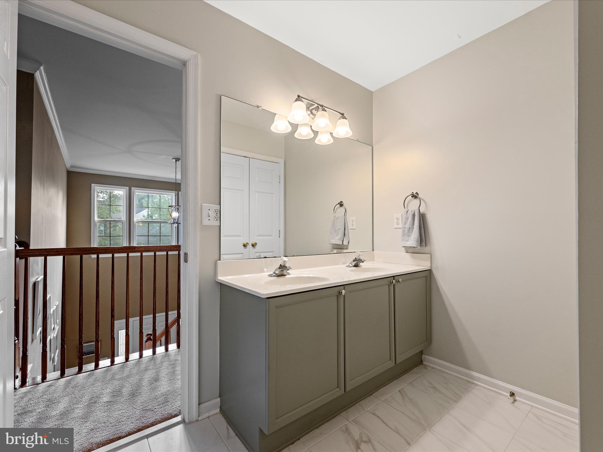 LOCUST HILL - Residential