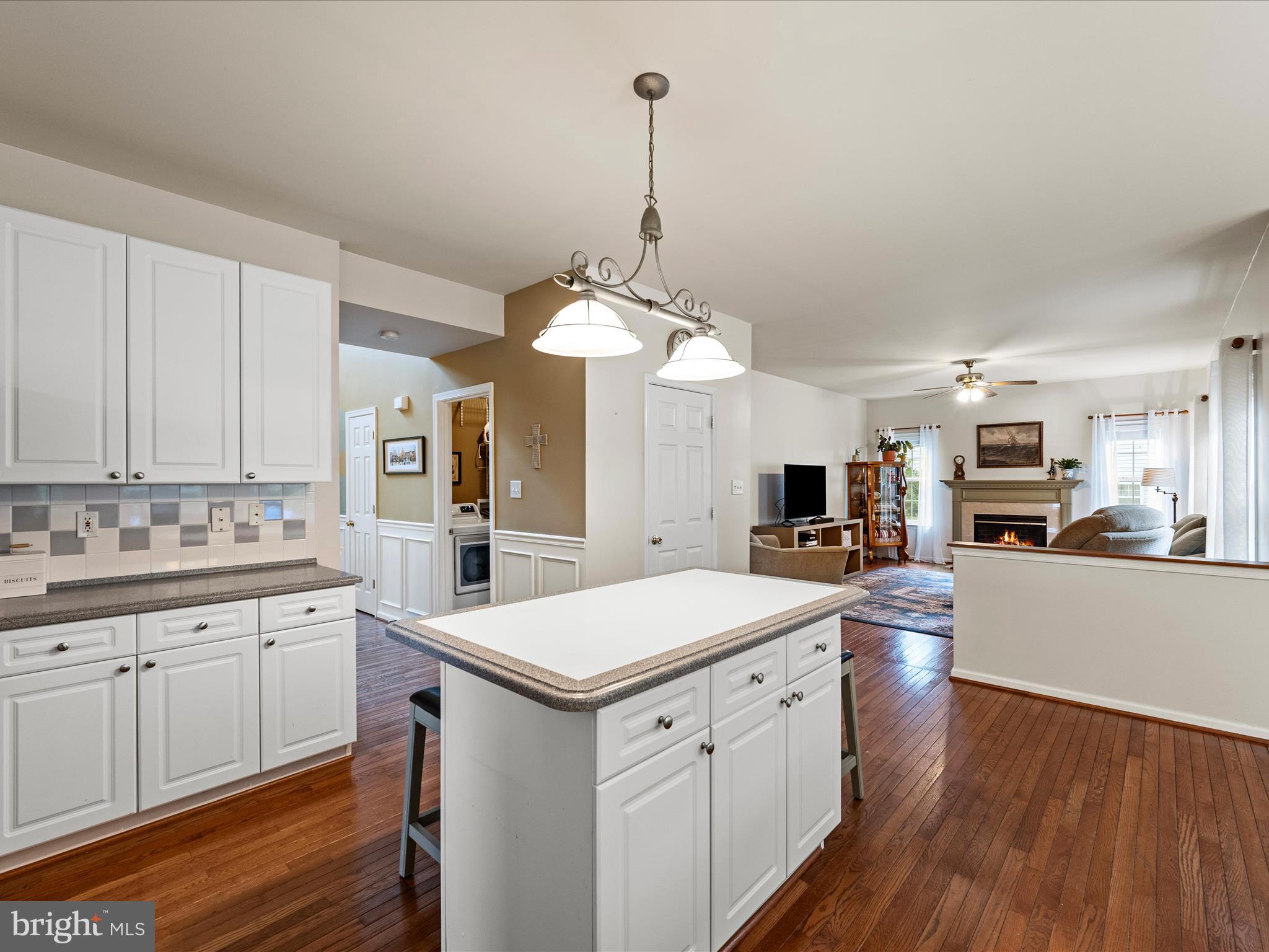 LOCUST HILL - Residential