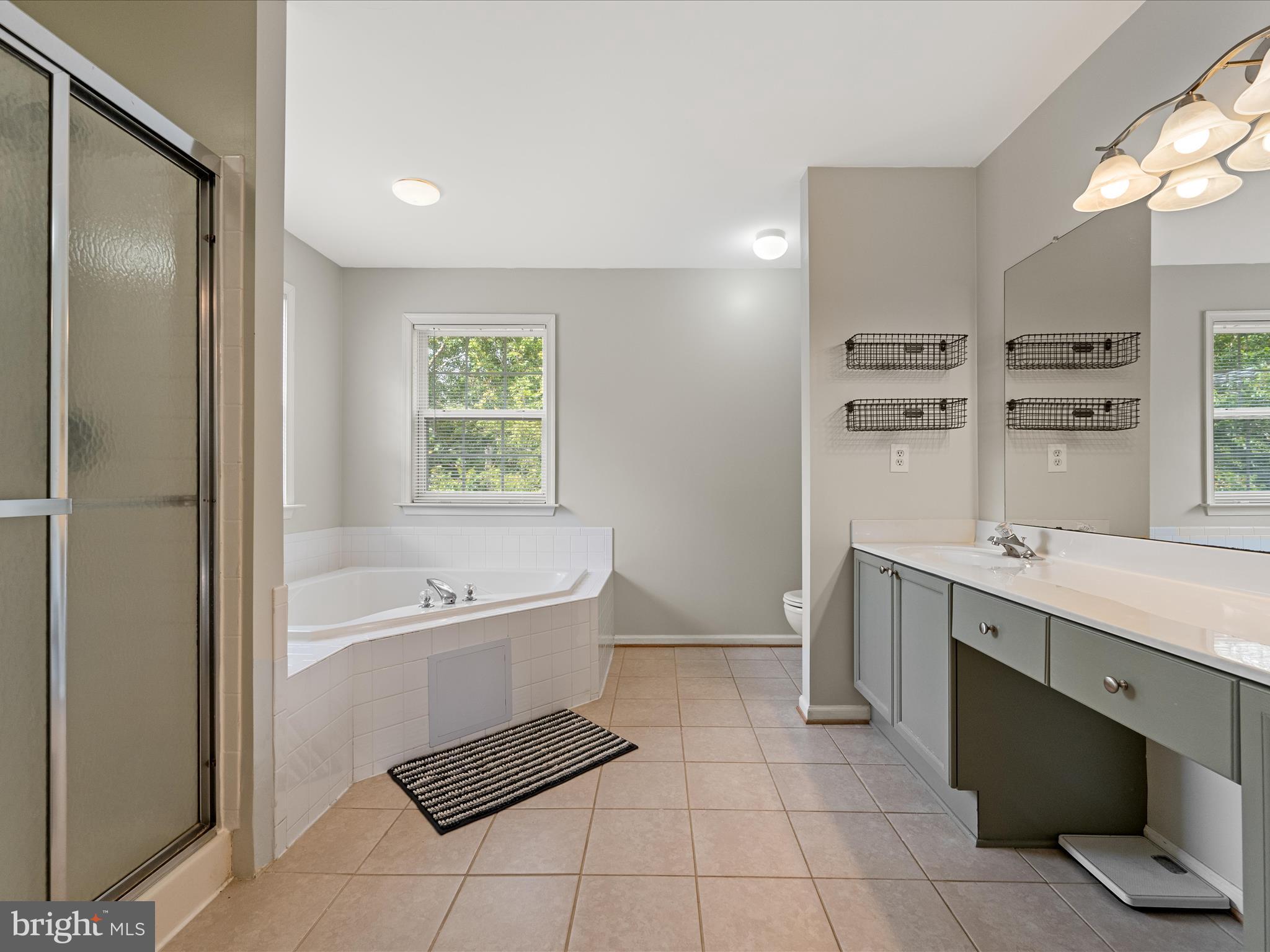 LOCUST HILL - Residential