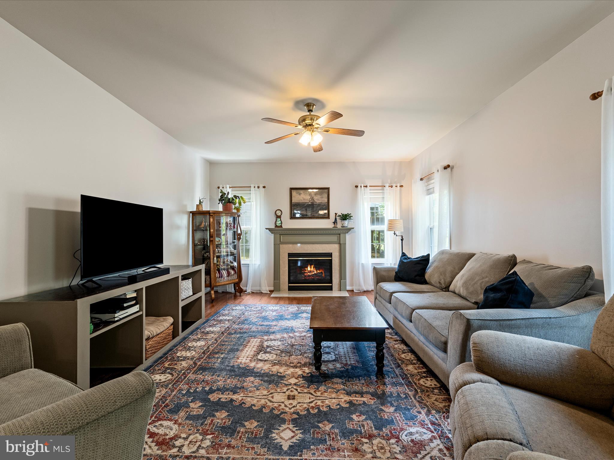 LOCUST HILL - Residential