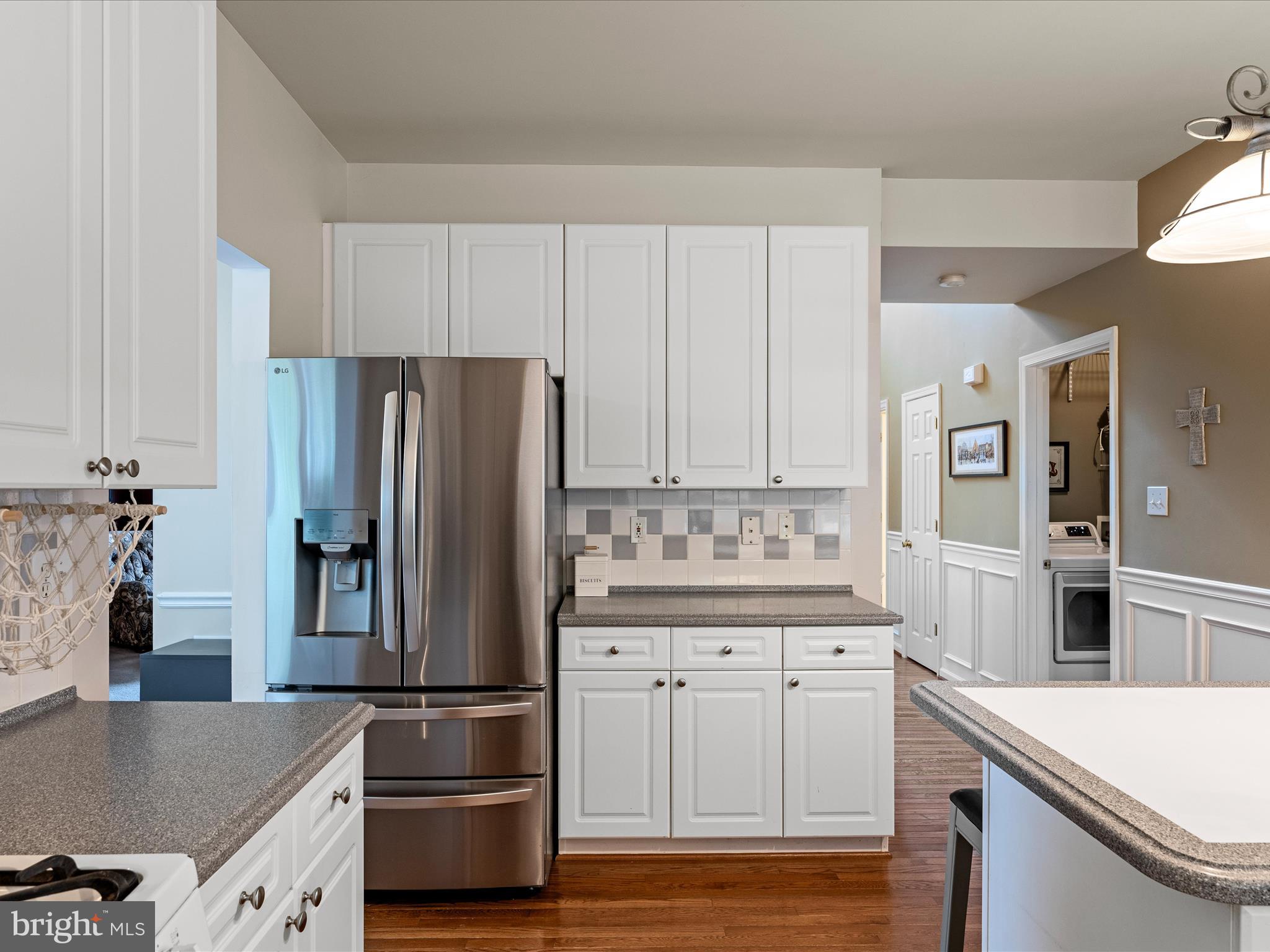 LOCUST HILL - Residential