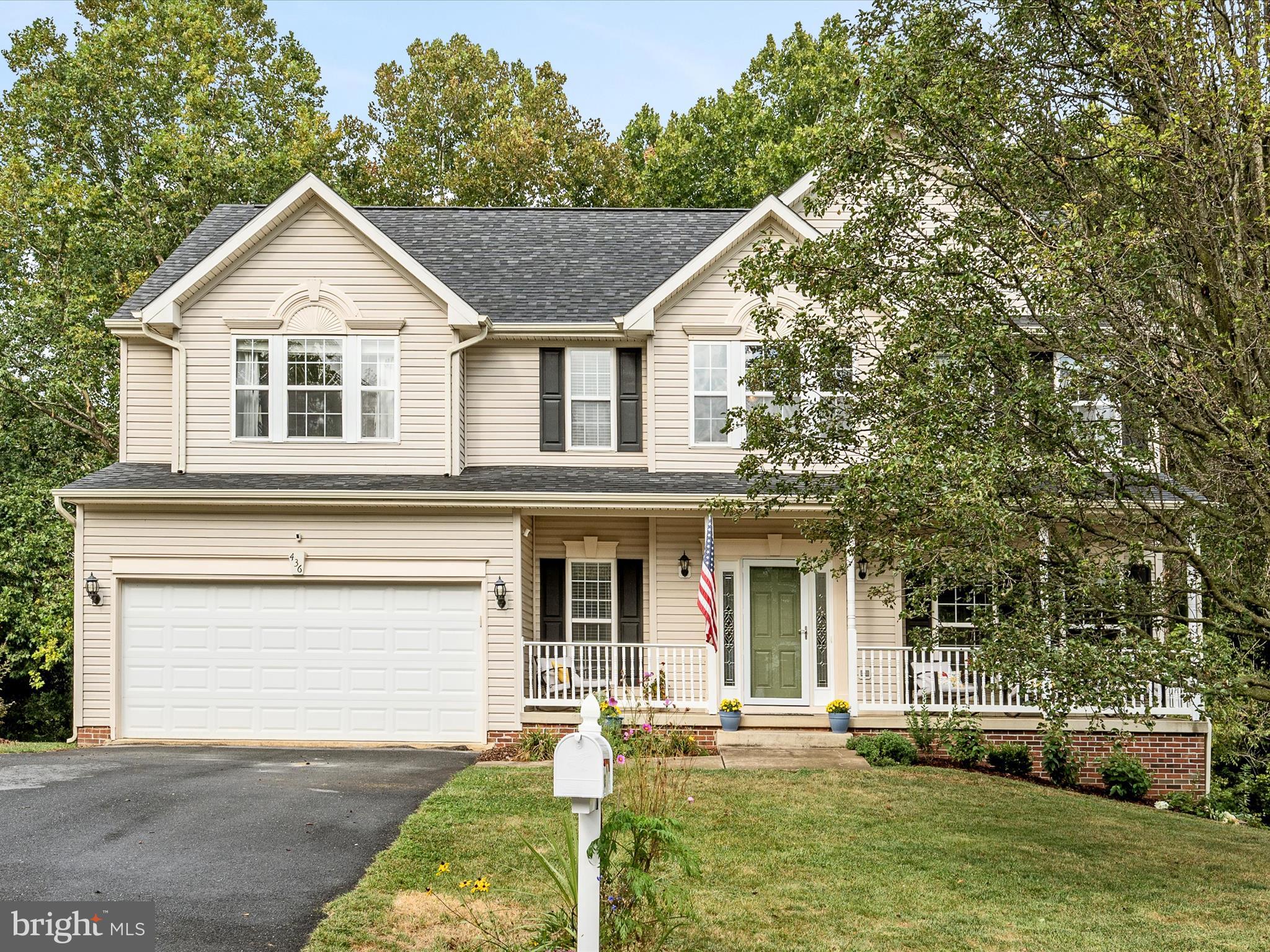 LOCUST HILL - Residential