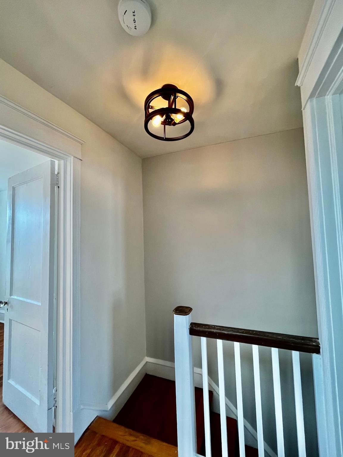 EAST FALLS - Residential Lease