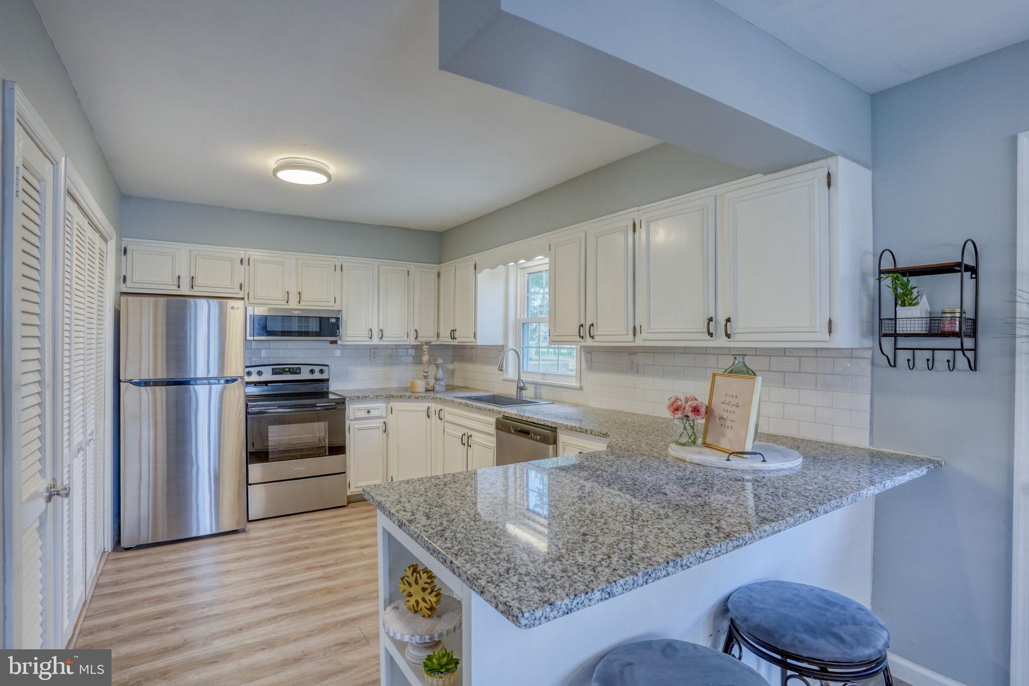 1549 PERSIMMON TREE LANE