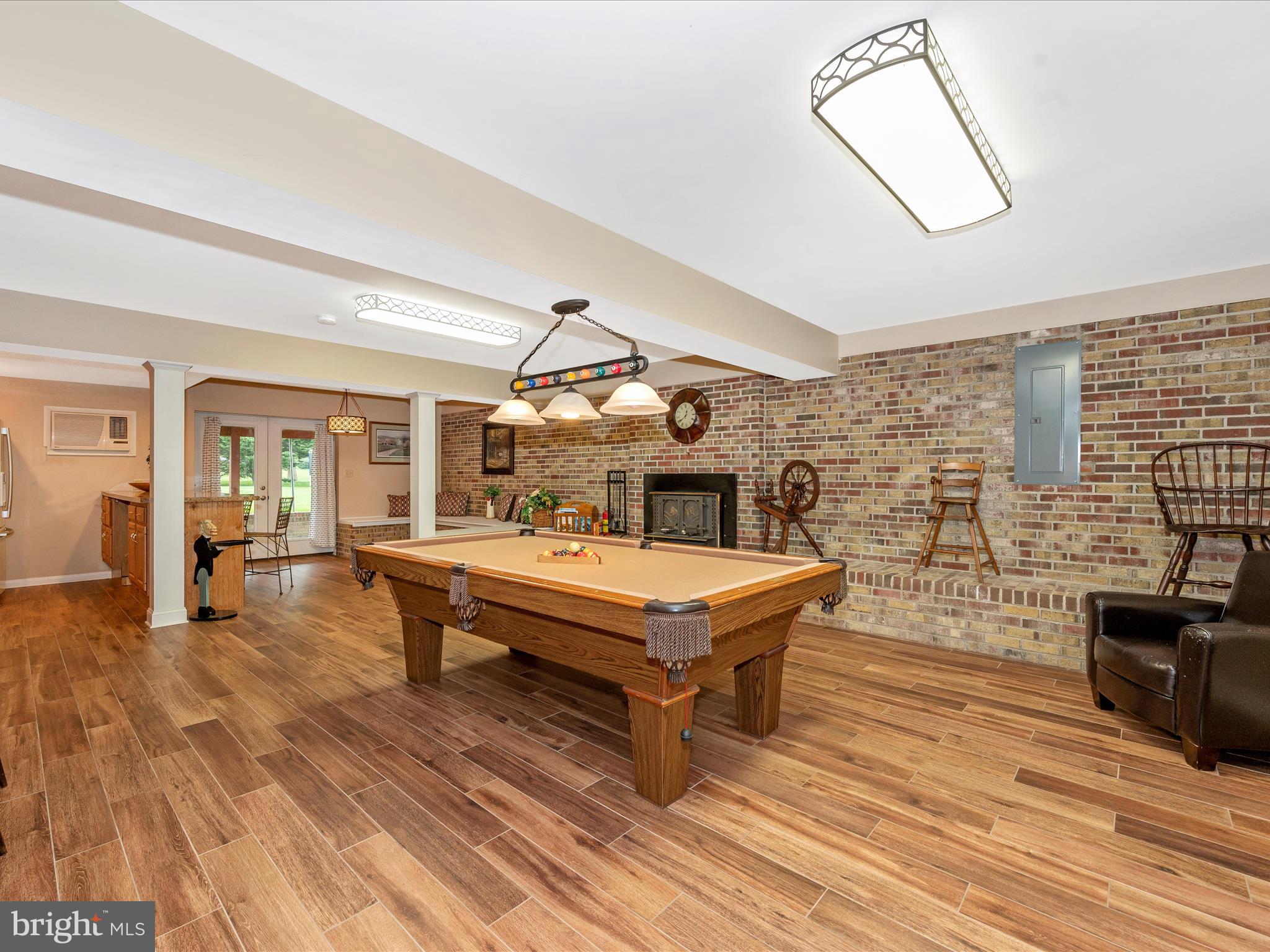 BATTLEFIELD KNOLLS - Residential