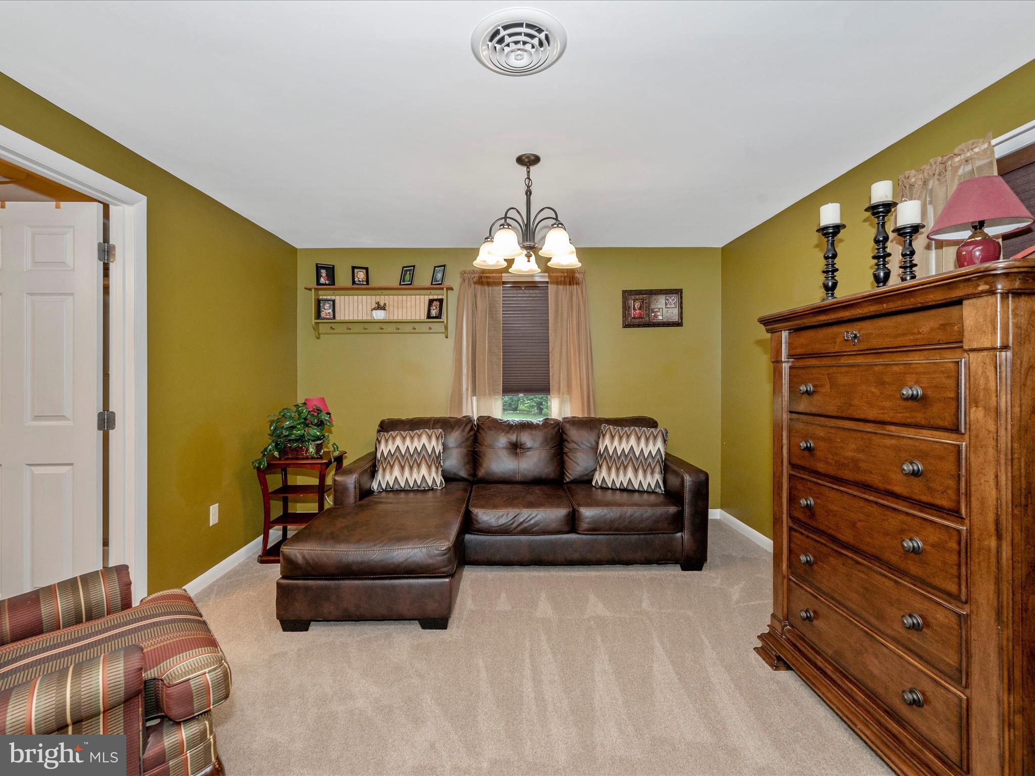 BATTLEFIELD KNOLLS - Residential