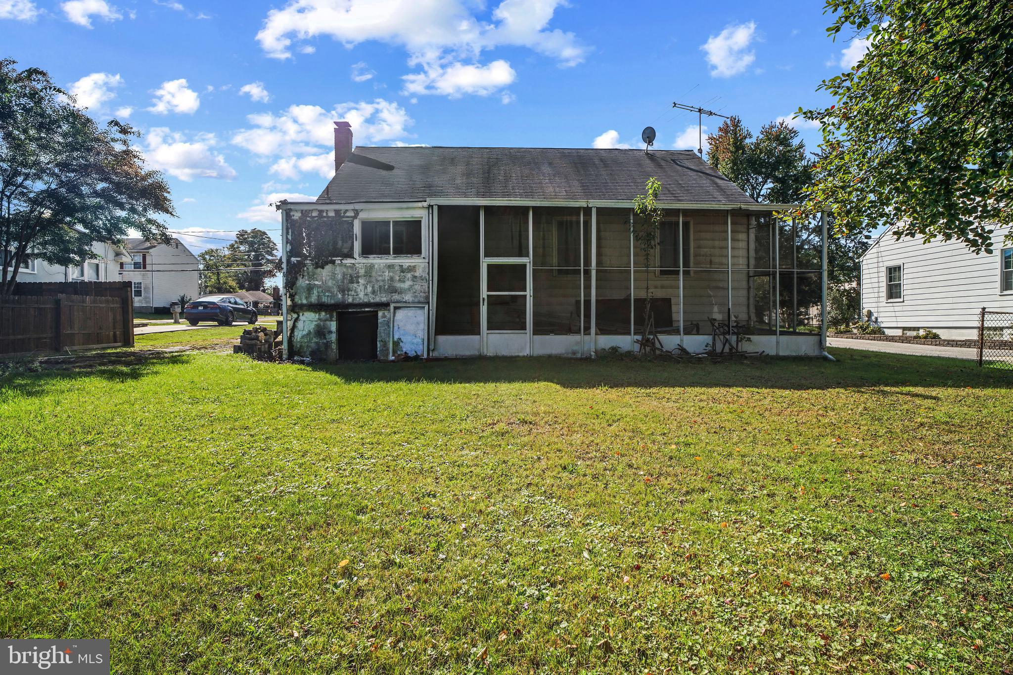 GARLAND PARK - Residential