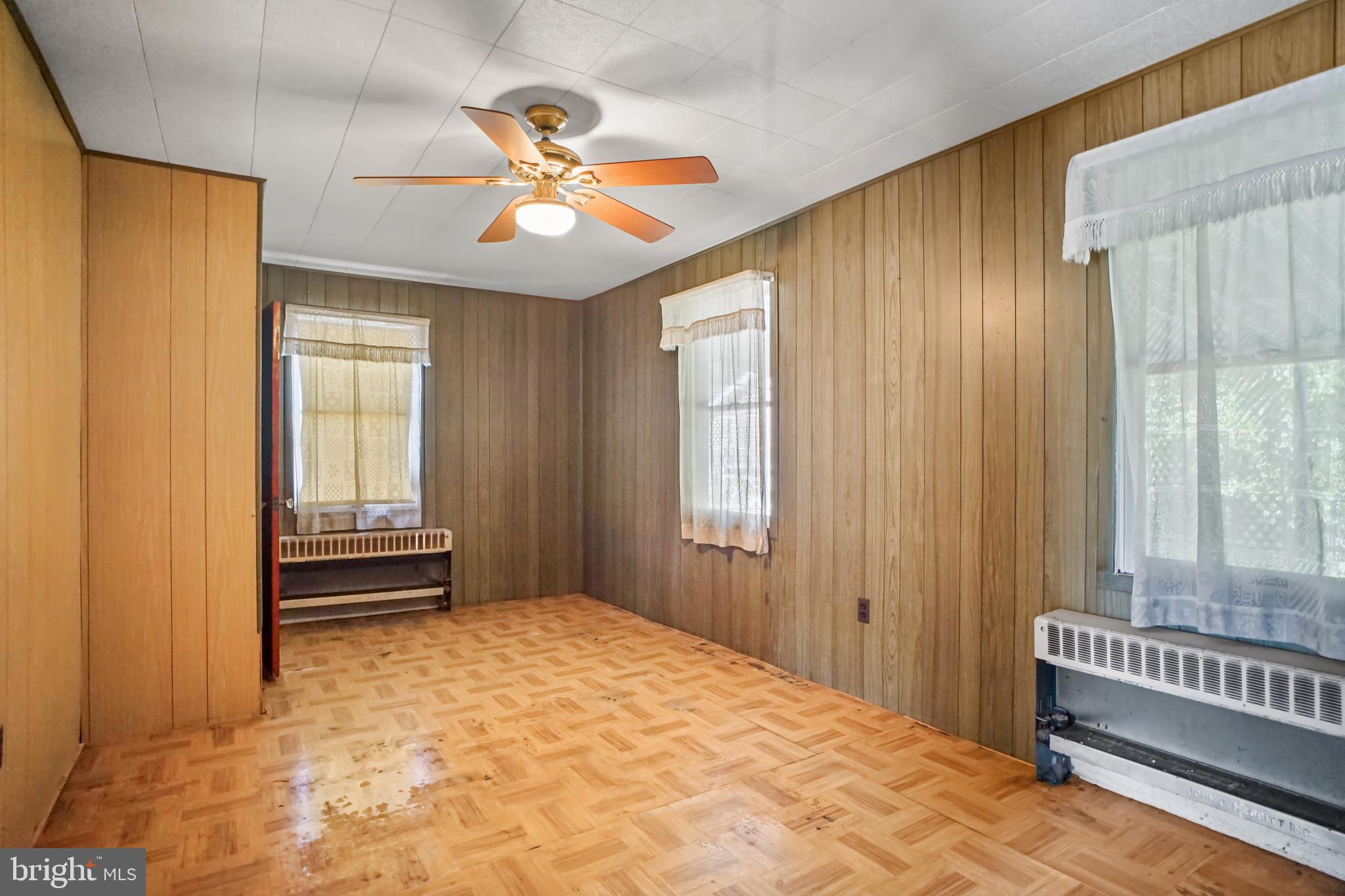 GARLAND PARK - Residential