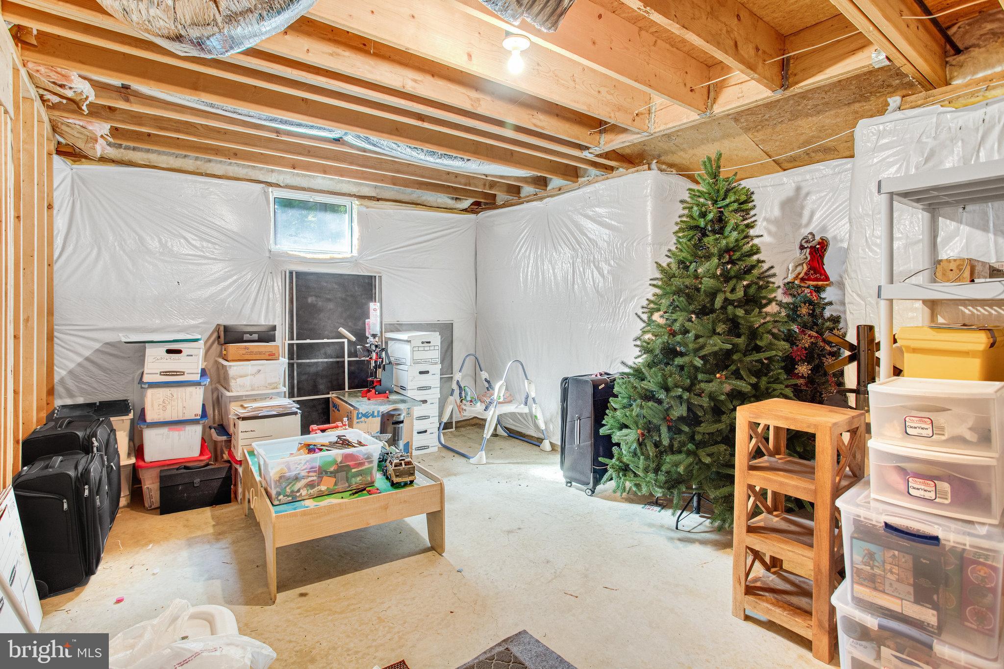 MACKENZIE MEADOWS - Residential