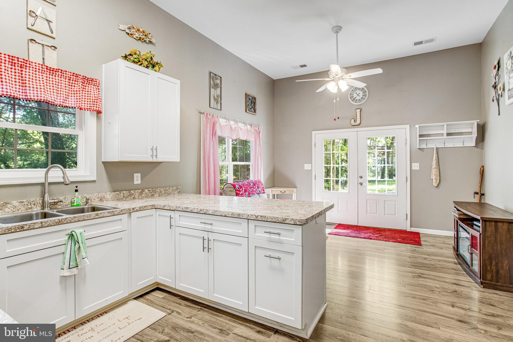 MACKENZIE MEADOWS - Residential