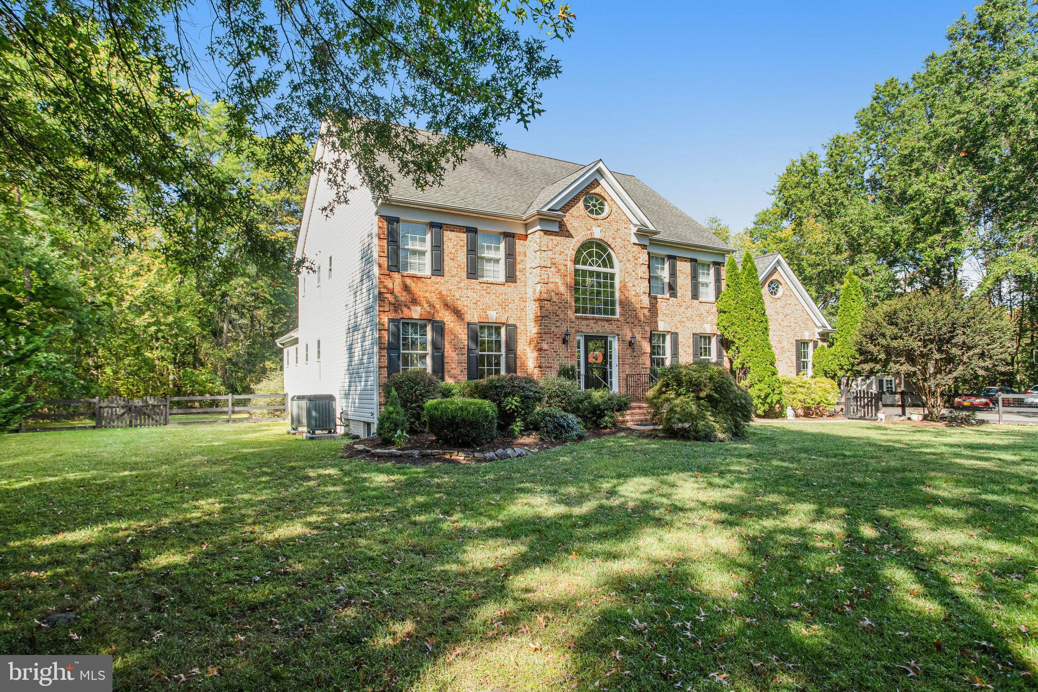 MACKENZIE MEADOWS - Residential