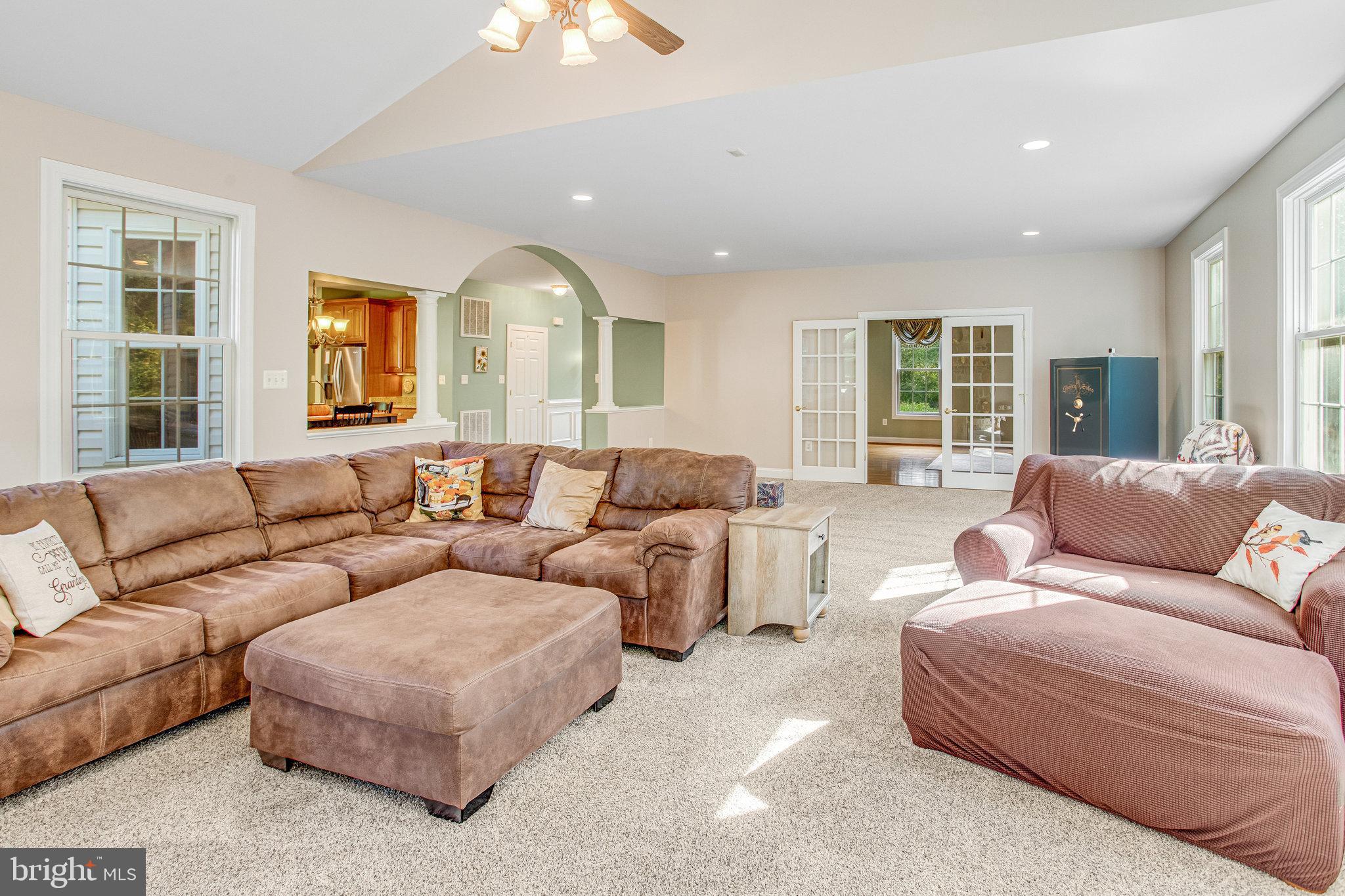 MACKENZIE MEADOWS - Residential