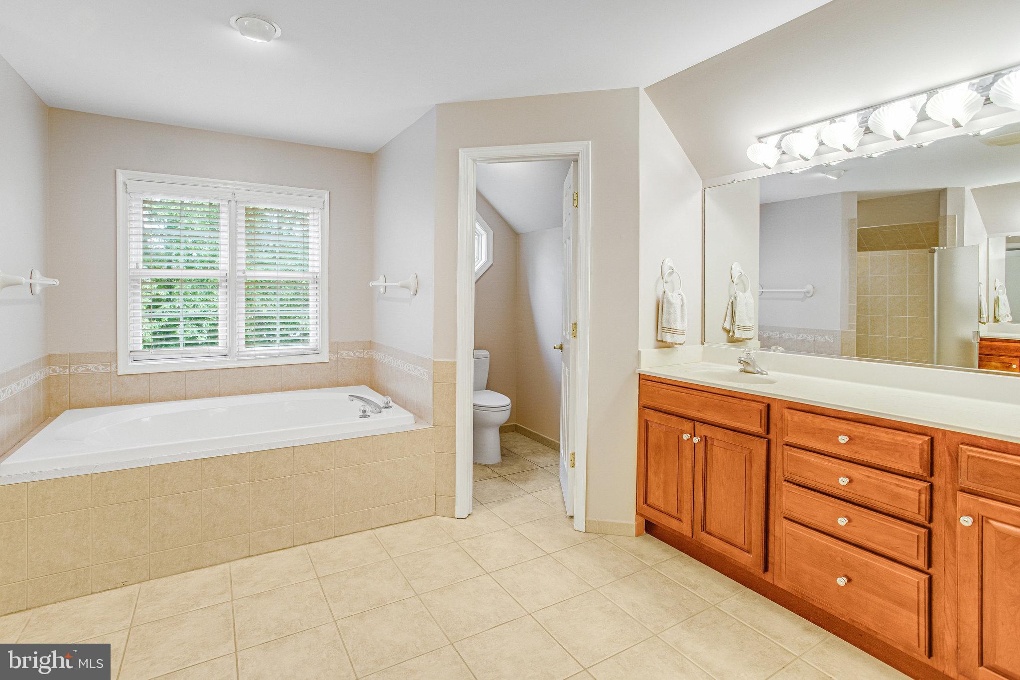 MACKENZIE MEADOWS - Residential