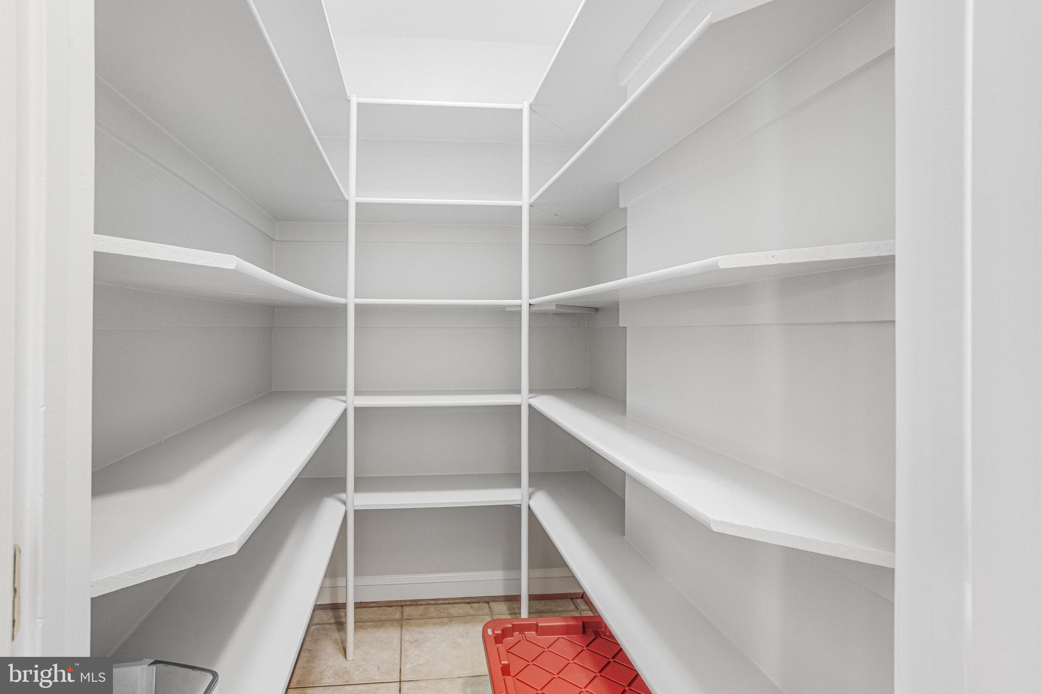 MACKENZIE MEADOWS - Residential