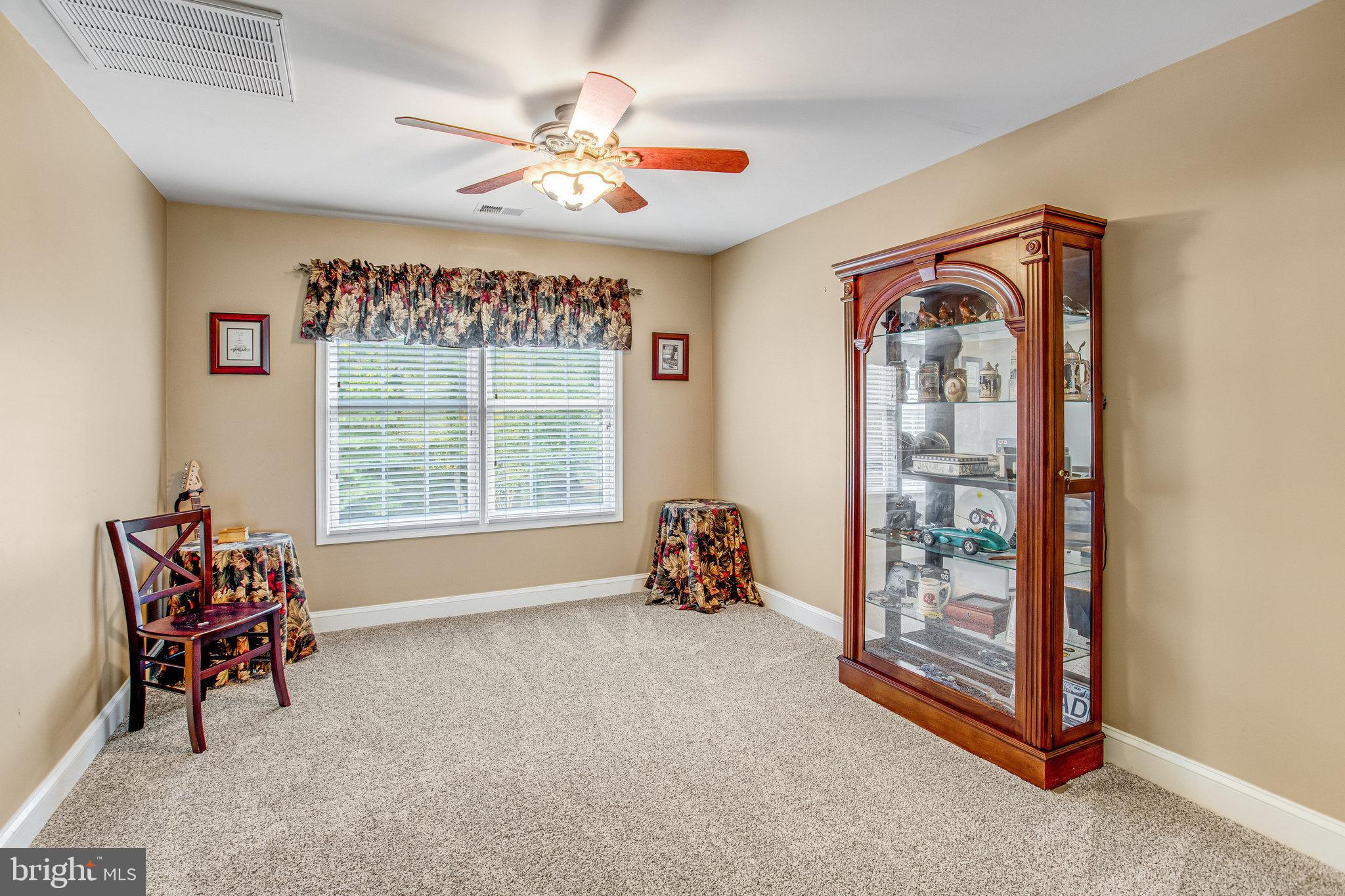 MACKENZIE MEADOWS - Residential